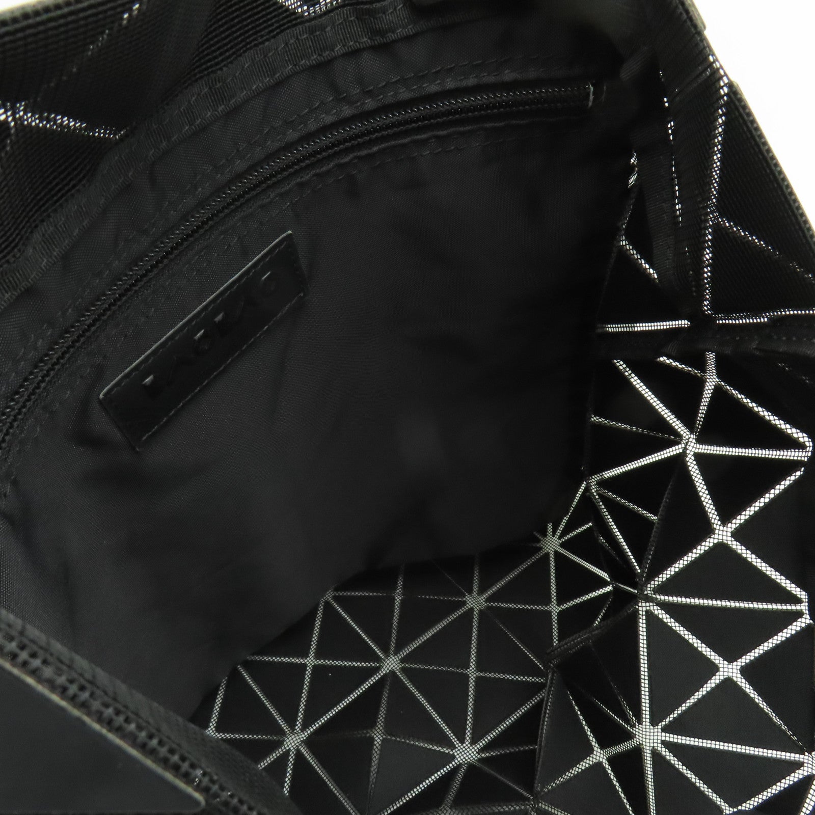 ISSEY MIYAKE 【激減優惠】PVC Bao Bao銀扣手挽袋黑色