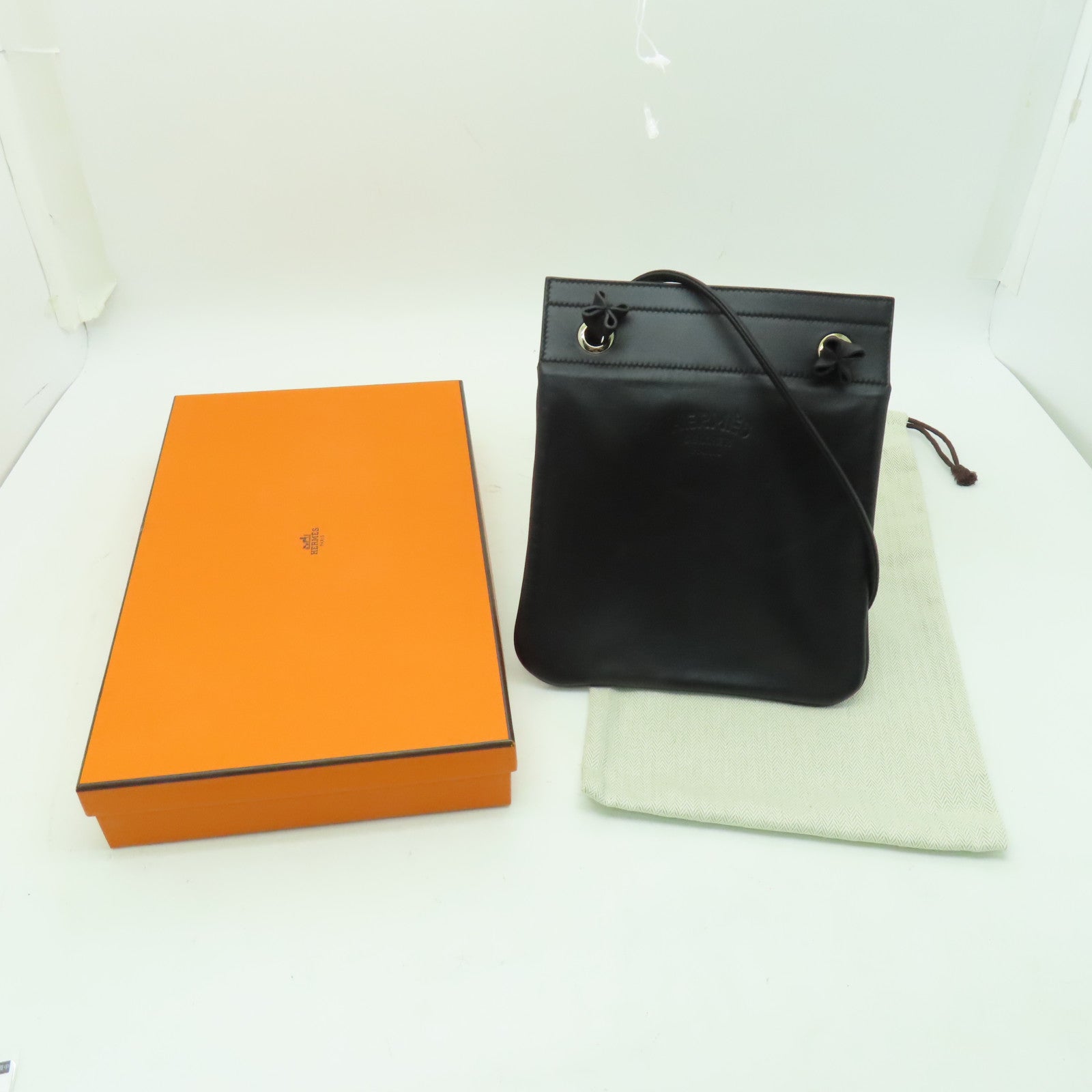HERMES Swift皮革Aline銀扣肩背袋黑色