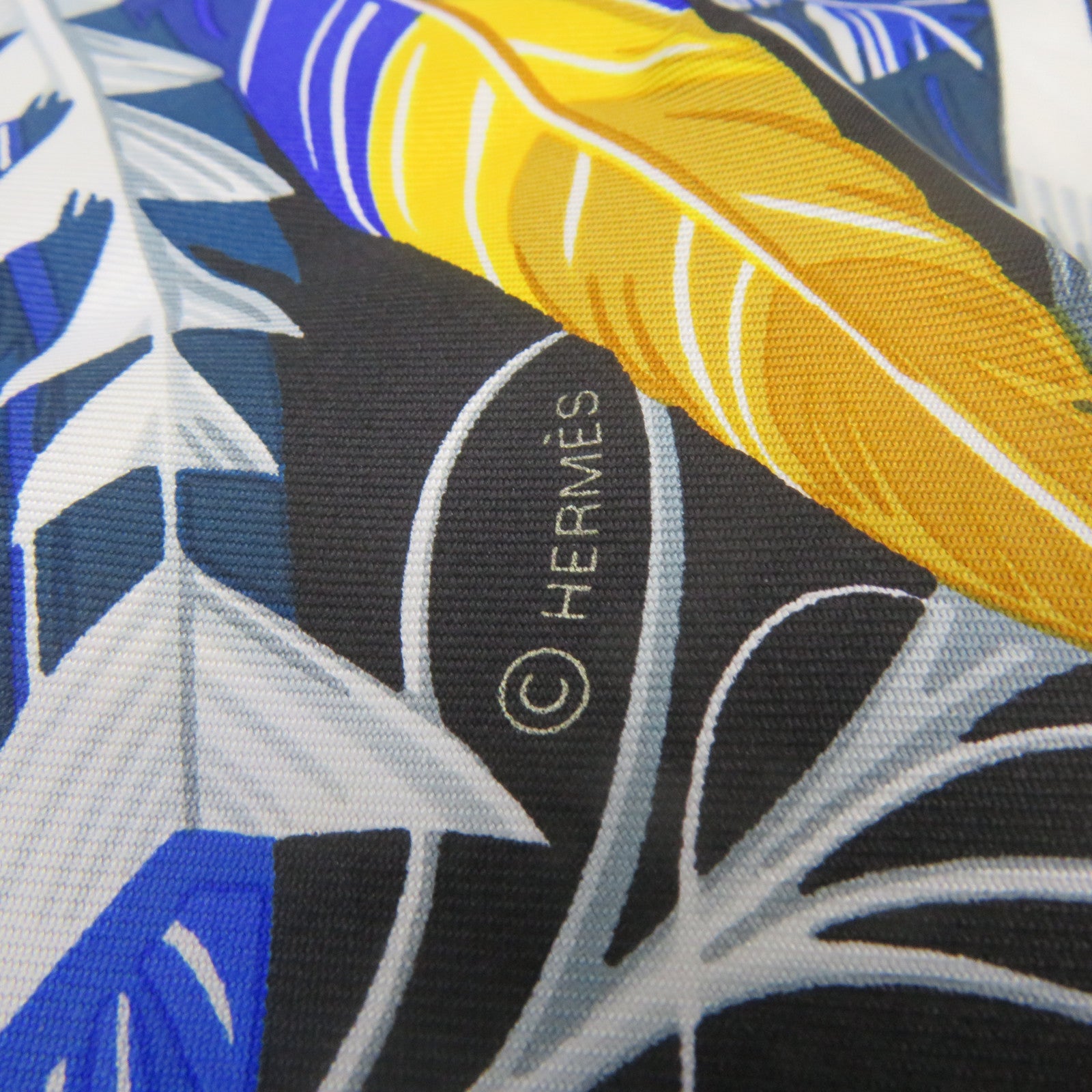 HERMES Silk Scarf 90cmx90cm Silk Scarf Black/Blue/Color
