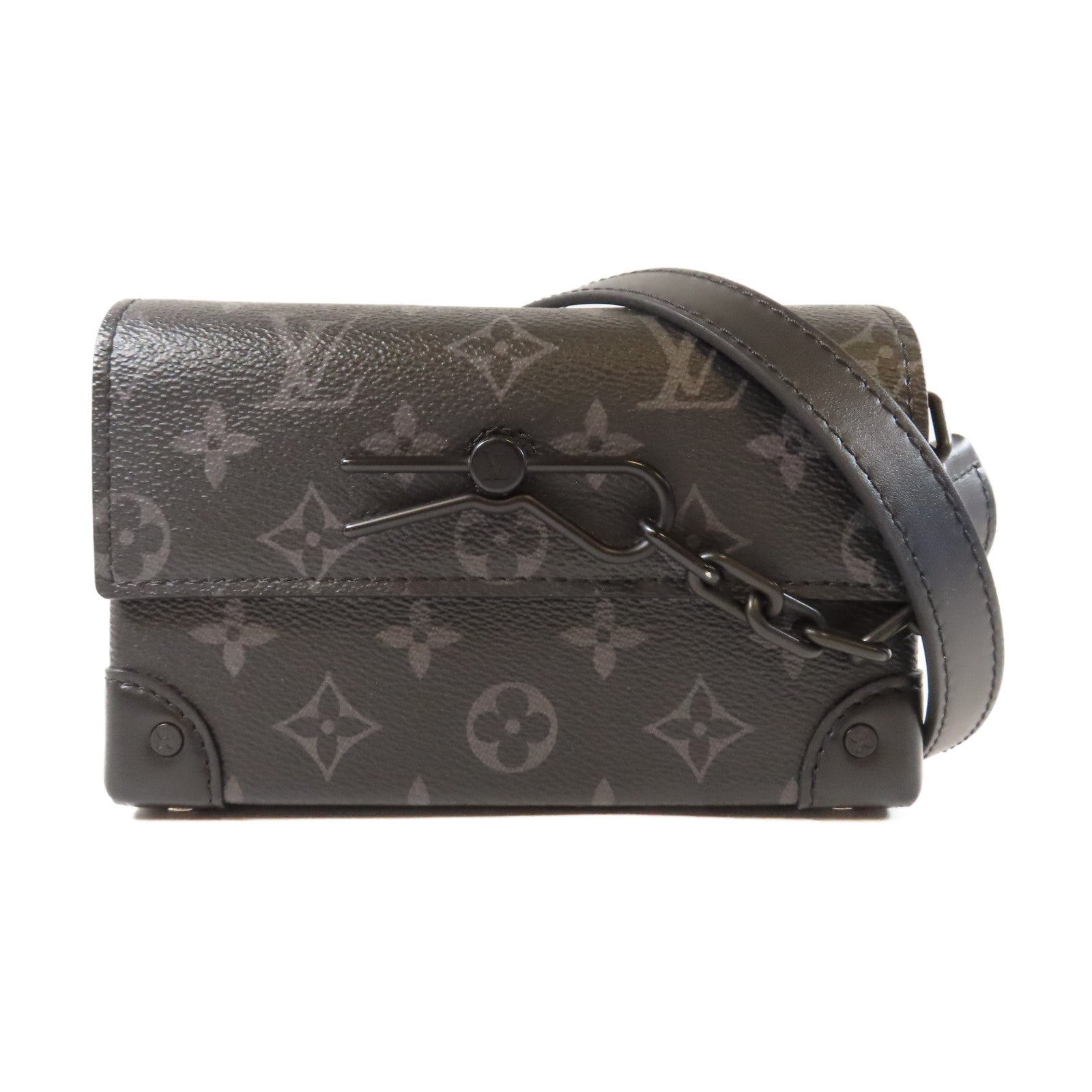 LOUIS VUITTON Monogram Eclipse Steamer Wearable Wallet黑扣肩背袋黑色