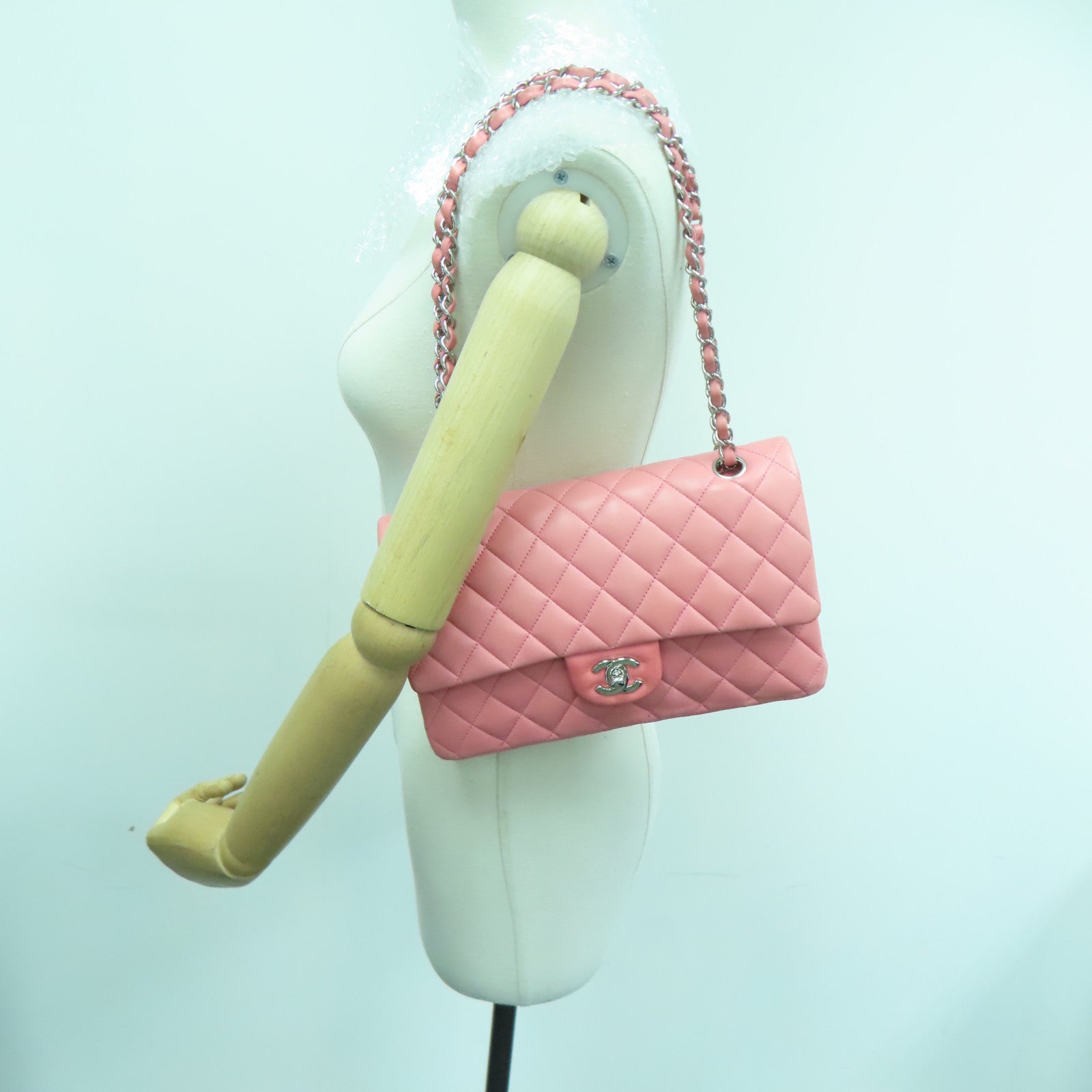 CHANEL 菱格羊皮皮革Classic 25㎝銀扣肩背袋粉紅色
