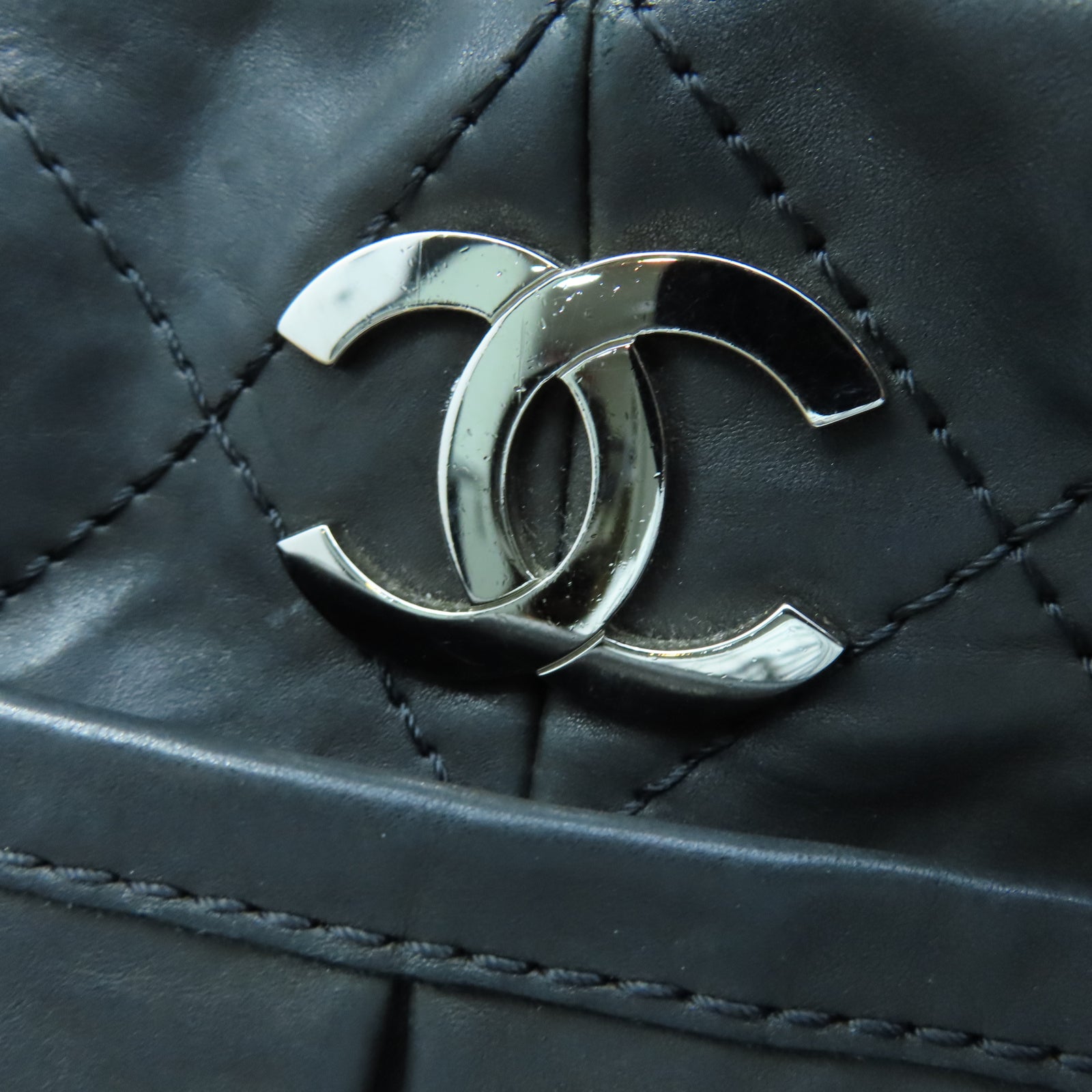 CHANEL 牛皮皮革Chain Shoulder銀扣鏈帶肩背袋黑色