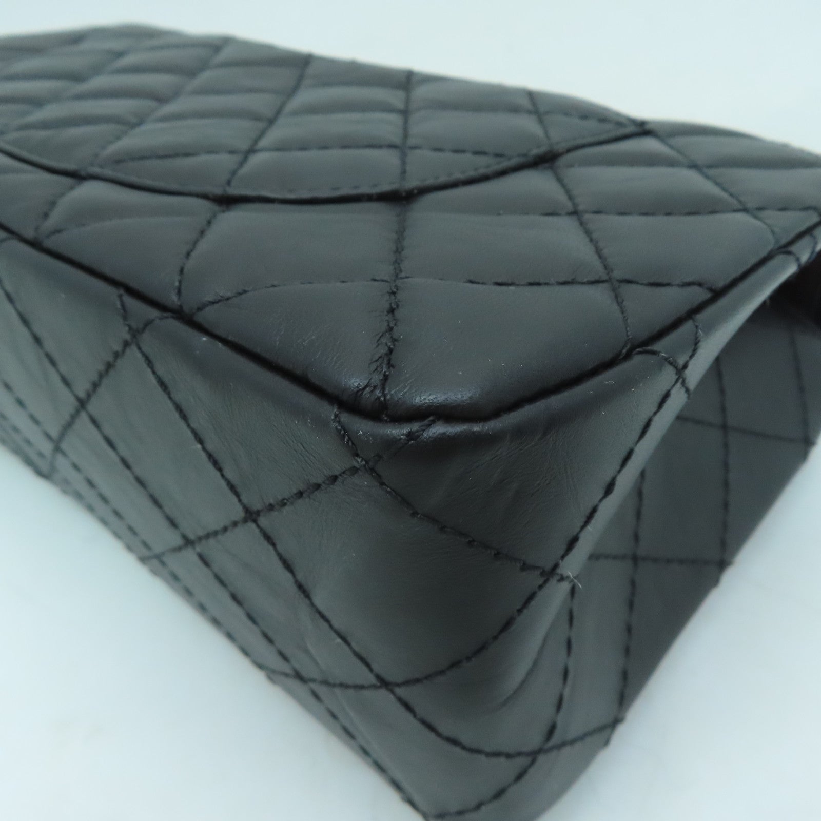 CHANEL 菱格牛皮皮革2.55金扣鏈帶肩背袋黑色