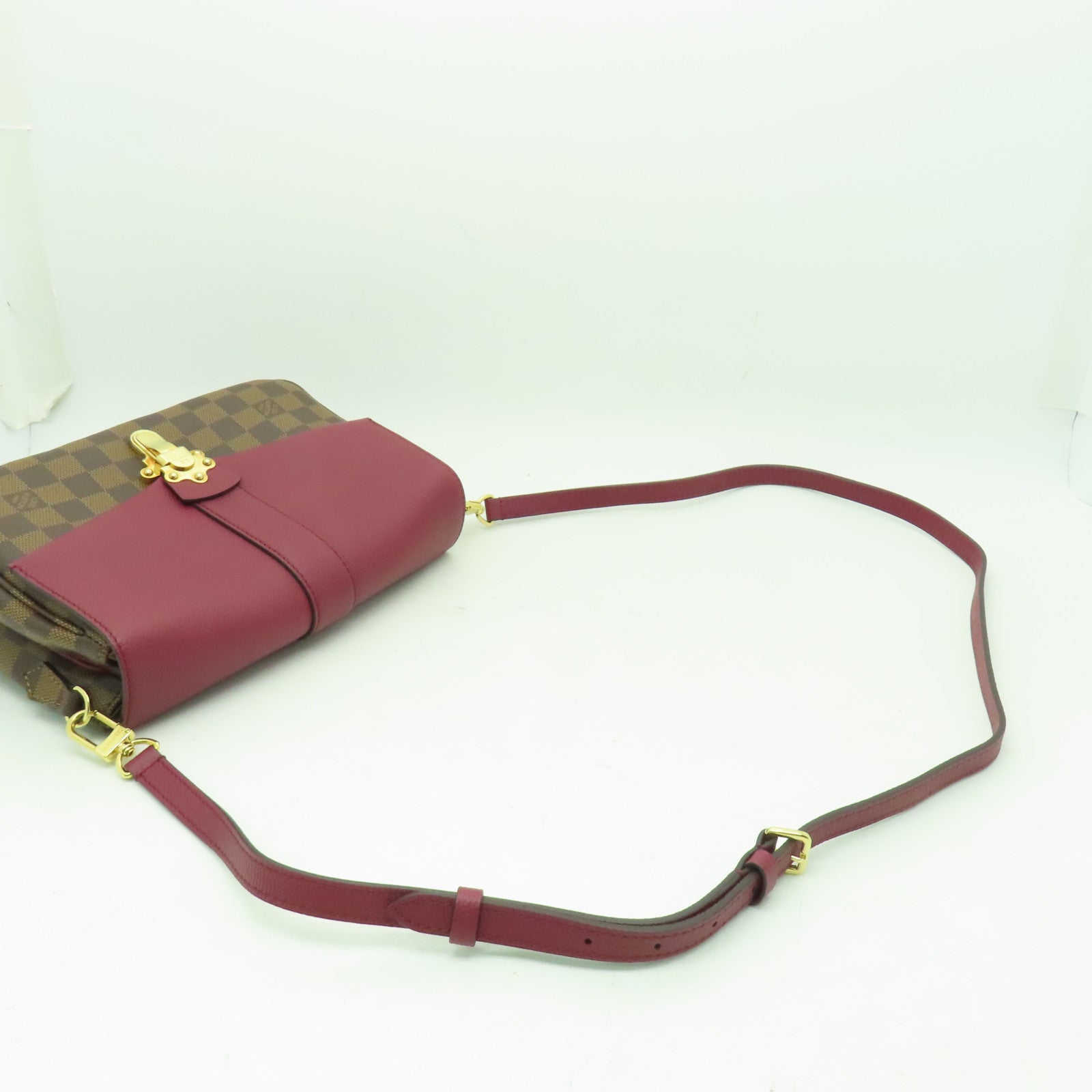 LOUIS VUITTON Damier Ebene Clapton金扣肩背袋啡色/酒紅色