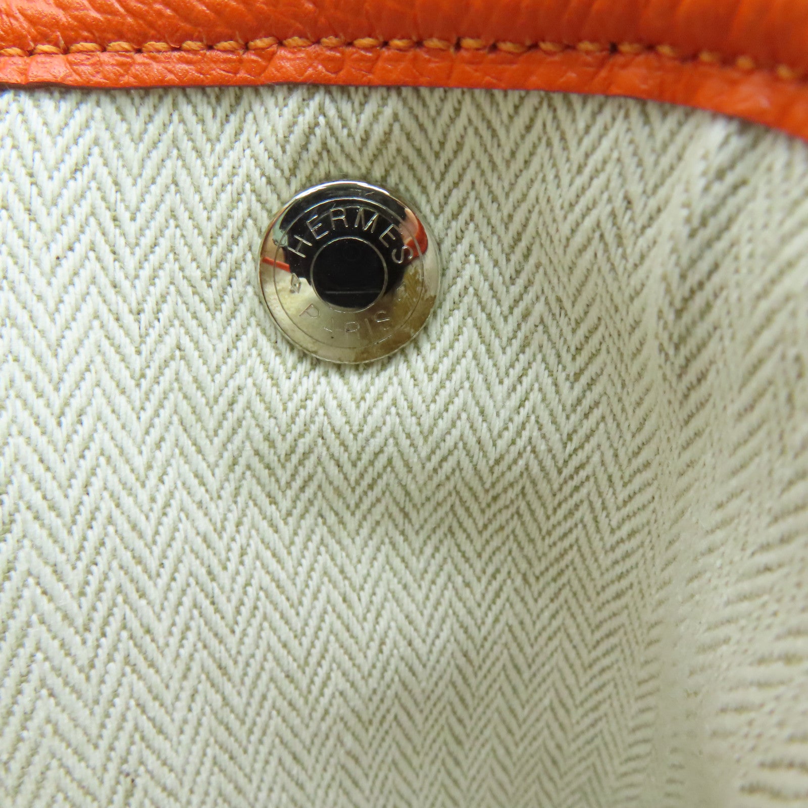 HERMES Epsom Leather GardenParty PM Silver Button Handle Bag