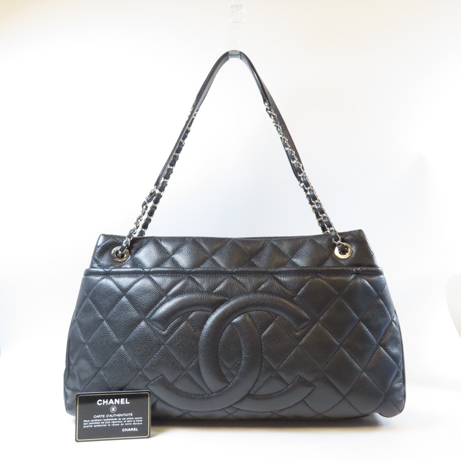 CHANEL 菱格Caviar皮革Chain Shoulder銀扣肩背袋黑色