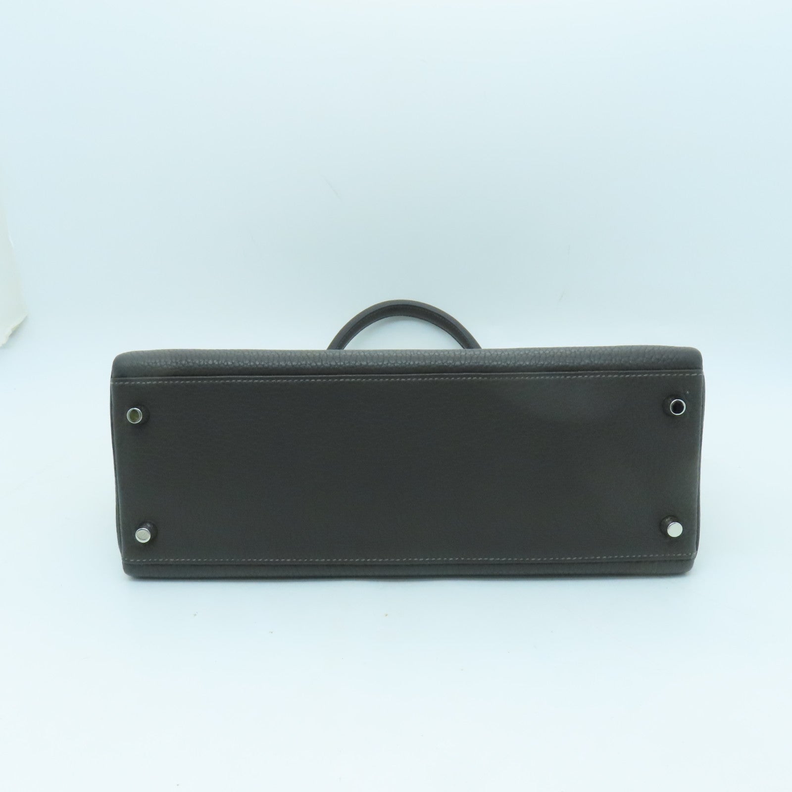 HERMES Clemence皮革Kelly 32银扣手挽袋灰色