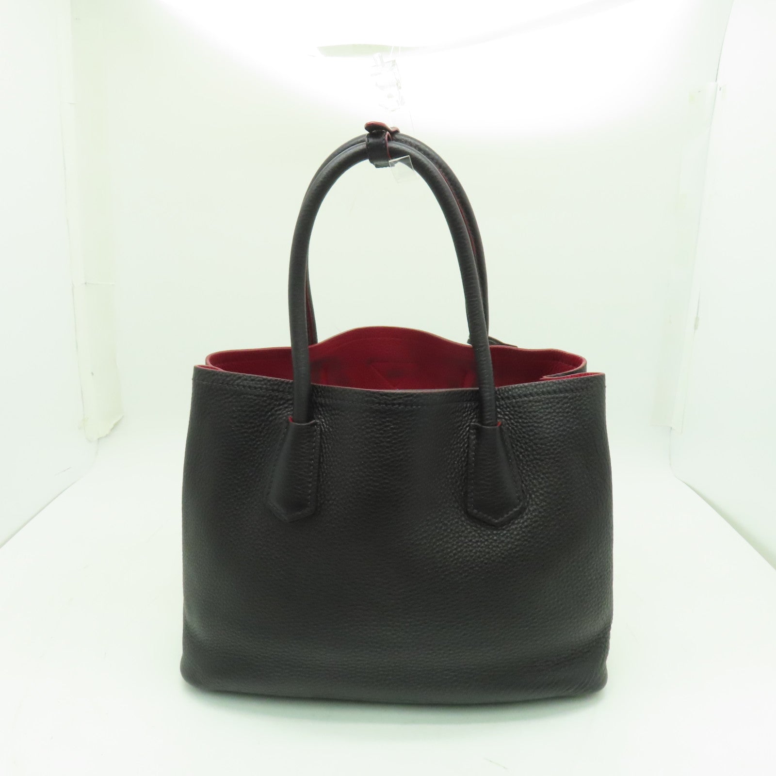PRADA 【激減優惠】牛皮皮革2way Shoulder Bag銀扣手挽肩背兩用袋黑色