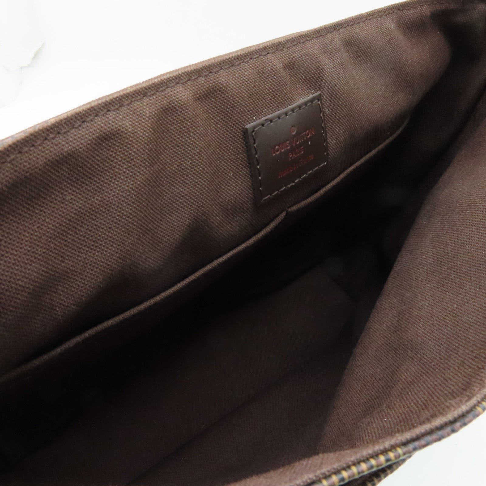 LOUIS VUITTON Damier District PM肩背袋啡色