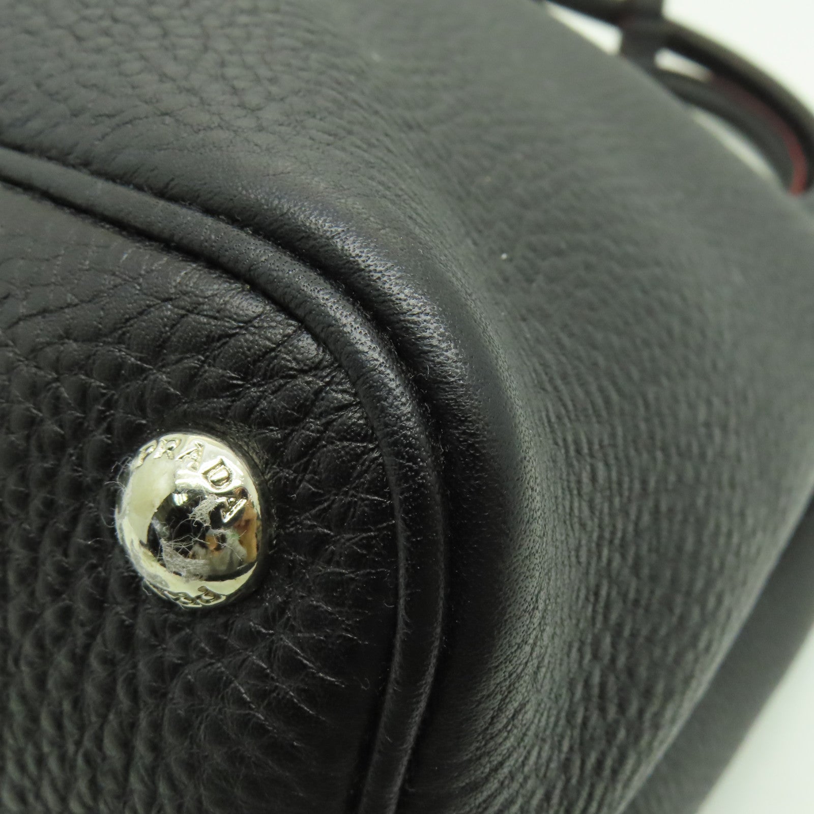 PRADA 【激減優惠】牛皮皮革2way Shoulder Bag銀扣手挽肩背兩用袋黑色
