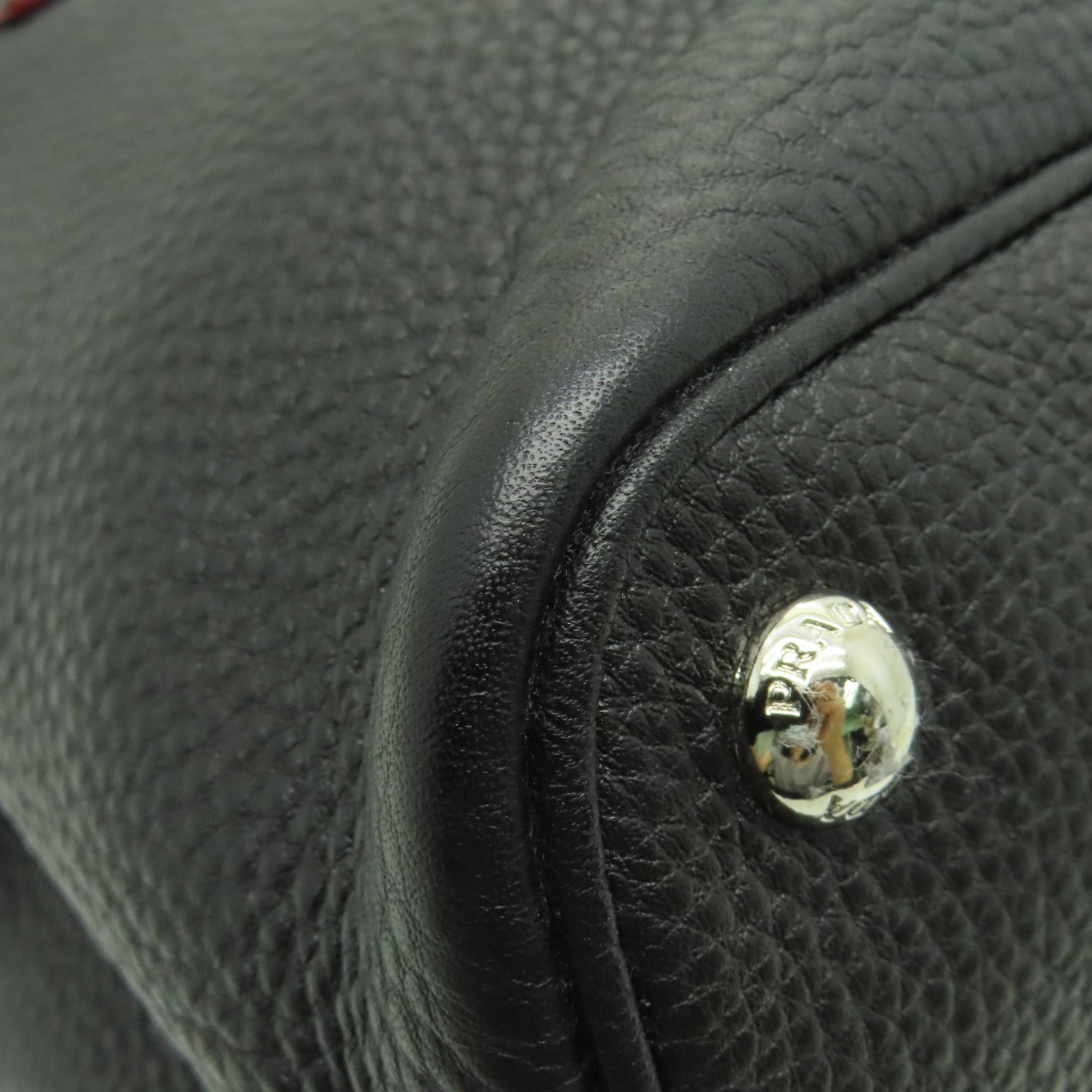PRADA 【激減優惠】牛皮皮革2way Shoulder Bag銀扣手挽肩背兩用袋黑色