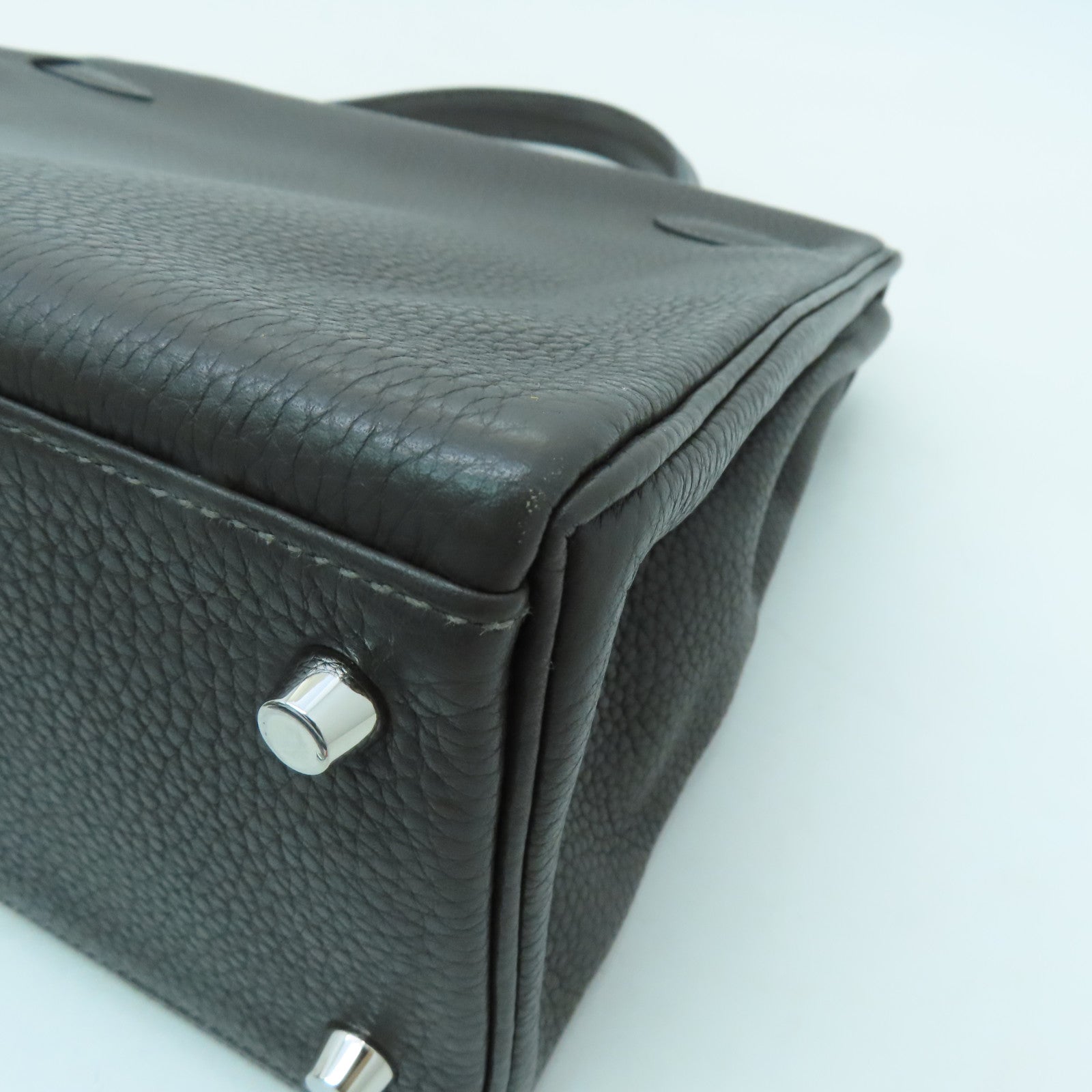 HERMES Clemence皮革Kelly 32银扣手挽袋灰色