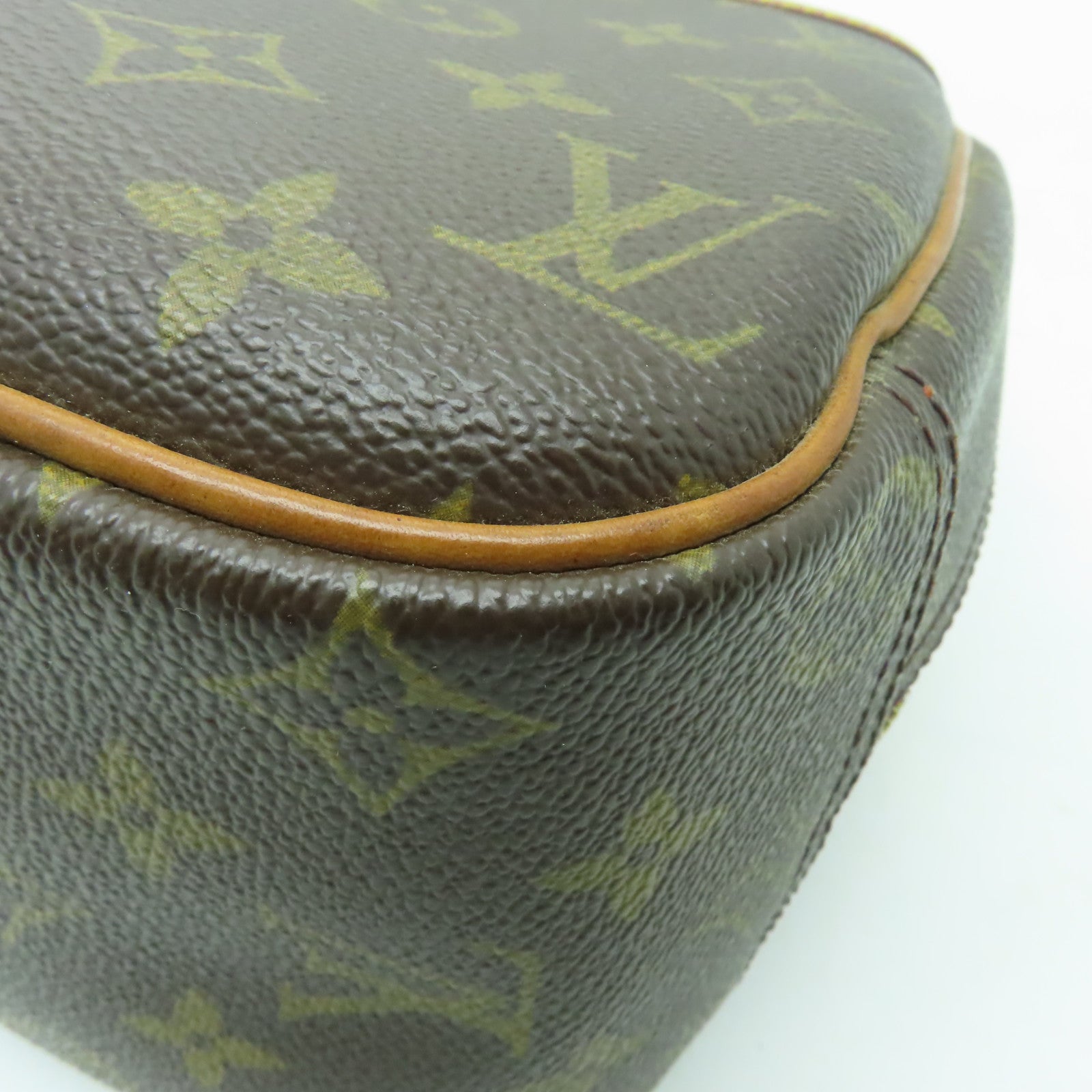 LOUIS VUITTON Monogram Trouville金扣手挽袋啡色