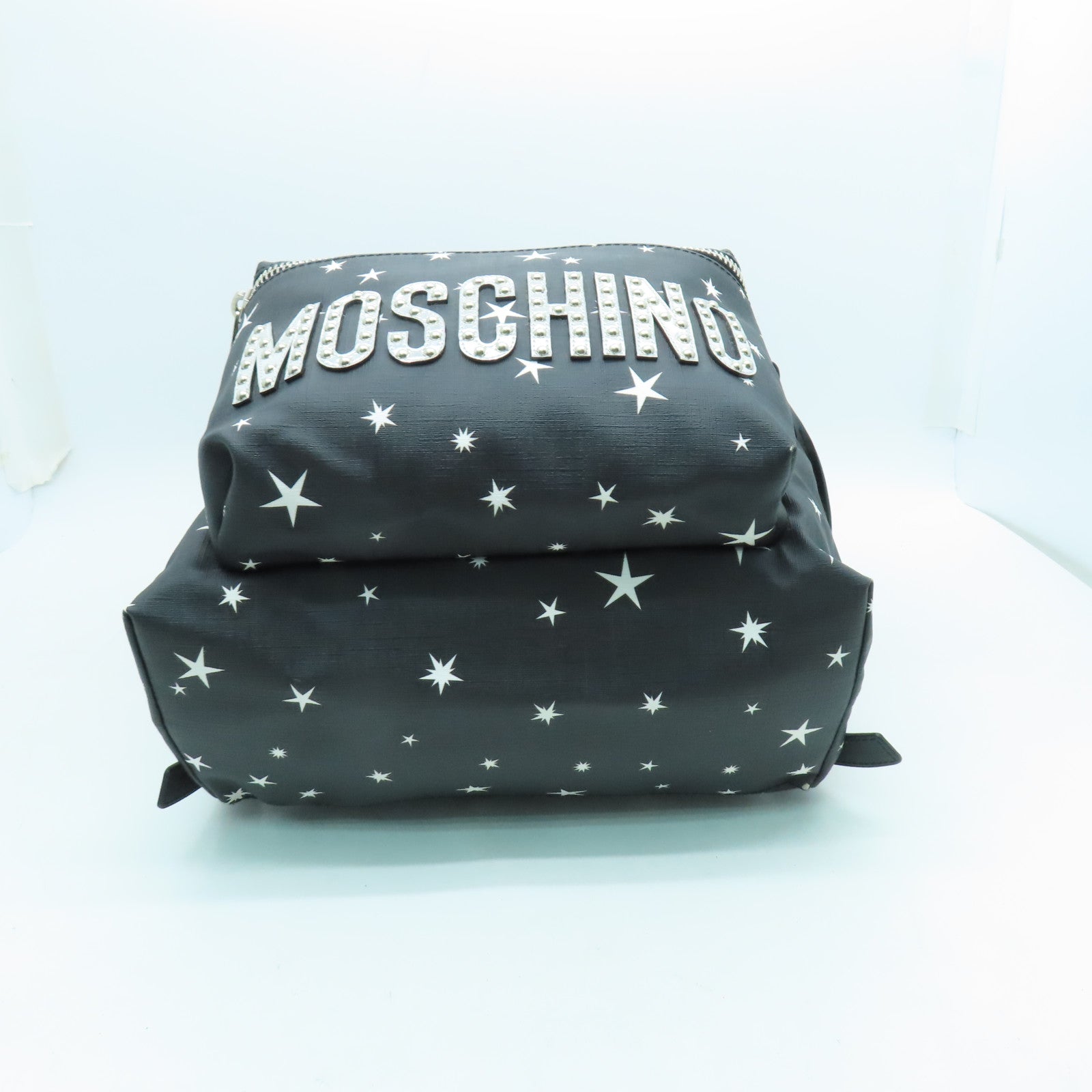 MOSCHINO 塗層帆布Backpack銀扣背包黑色