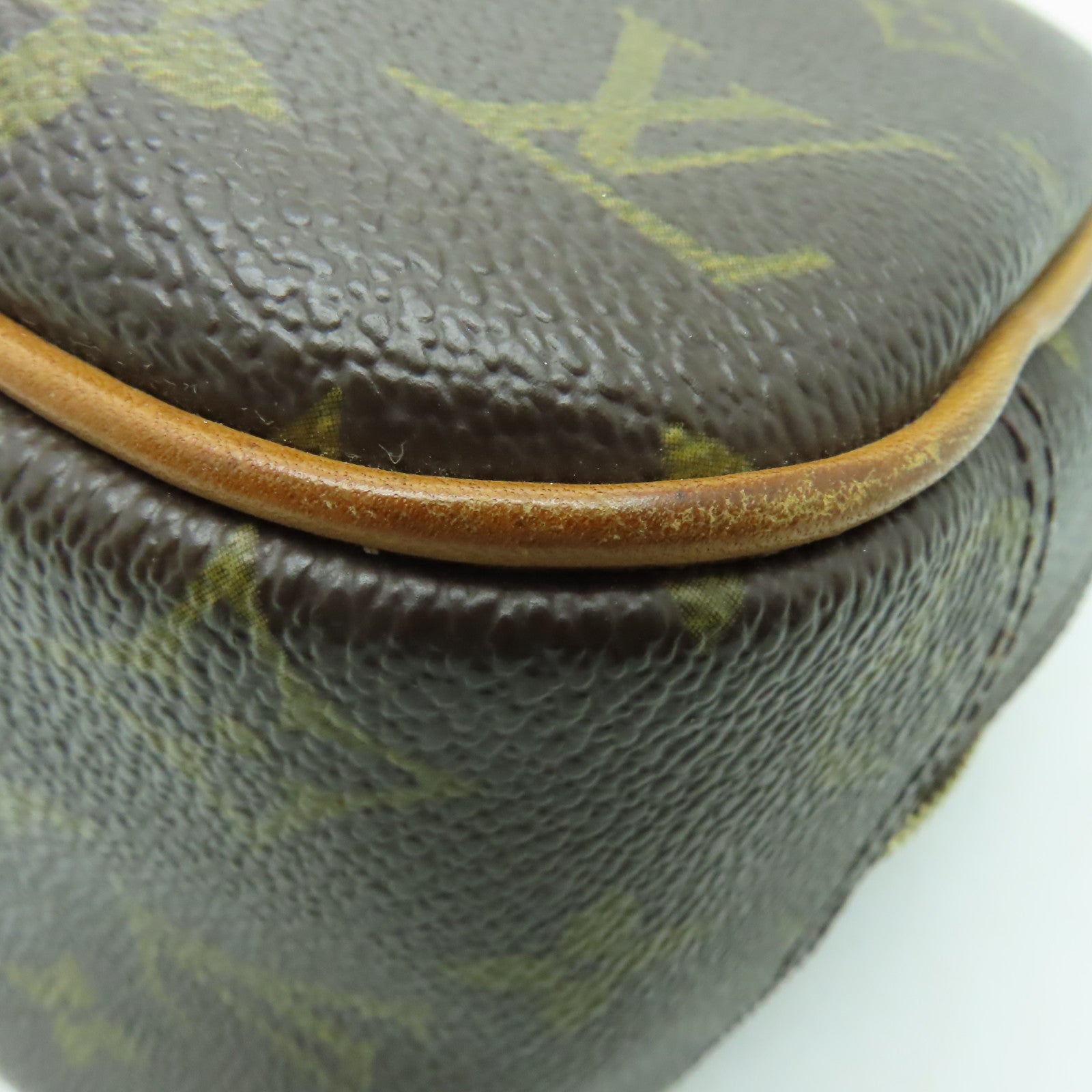 LOUIS VUITTON Monogram Trouville金扣手挽袋啡色