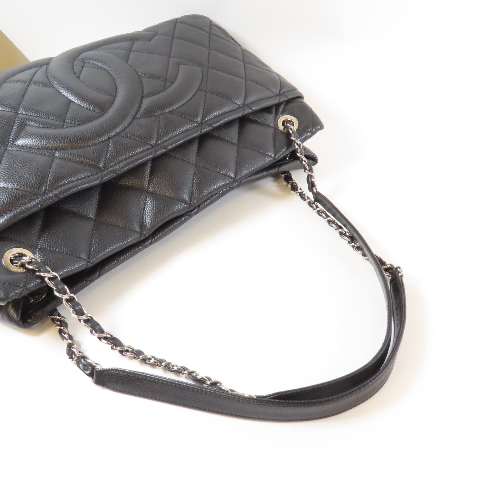 CHANEL 菱格Caviar皮革Chain Shoulder銀扣肩背袋黑色
