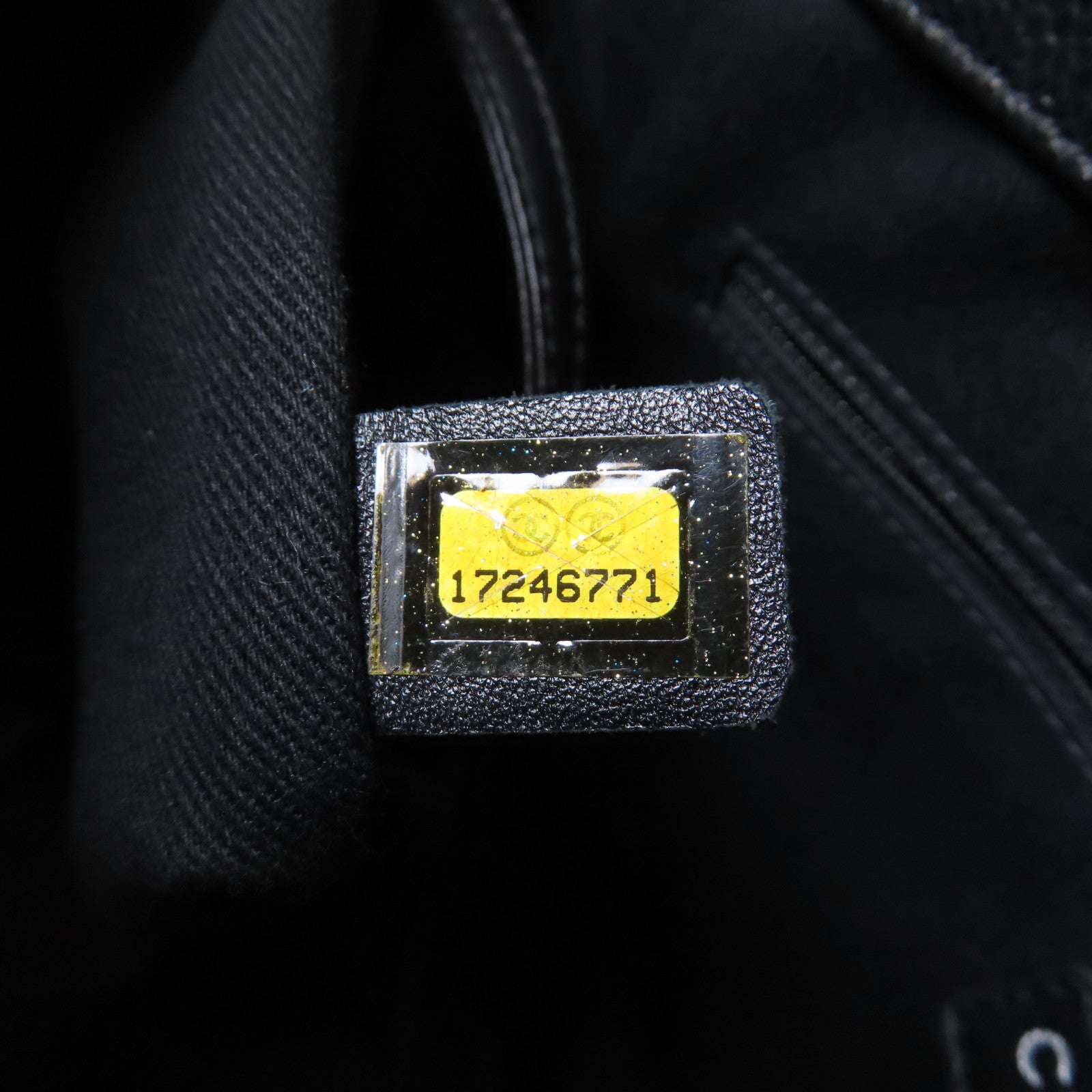 CHANEL 菱格Caviar皮革Chain Shoulder銀扣肩背袋黑色