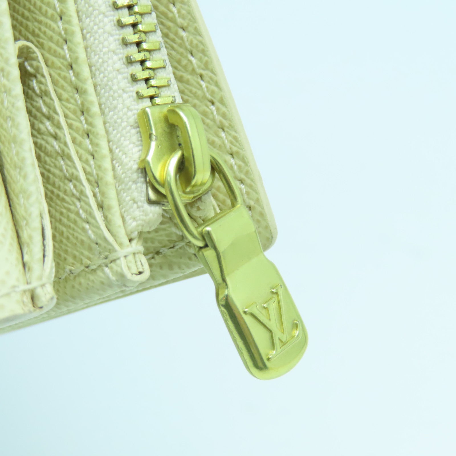 LOUIS VUITTON Damier Azur Sarah Wallet金扣长钱包米白色