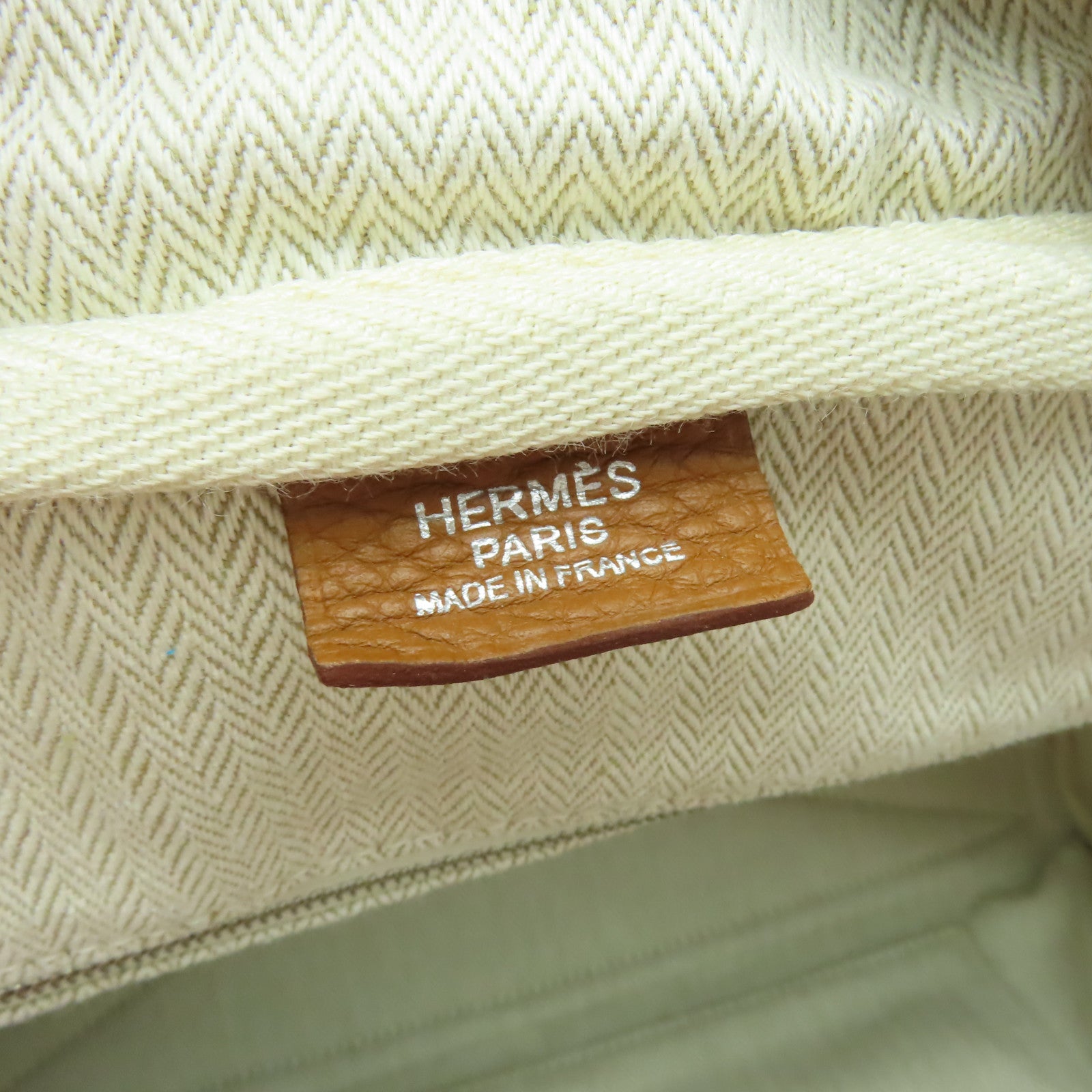 HERMES Clemence皮革Victoria銀扣手挽袋啡色