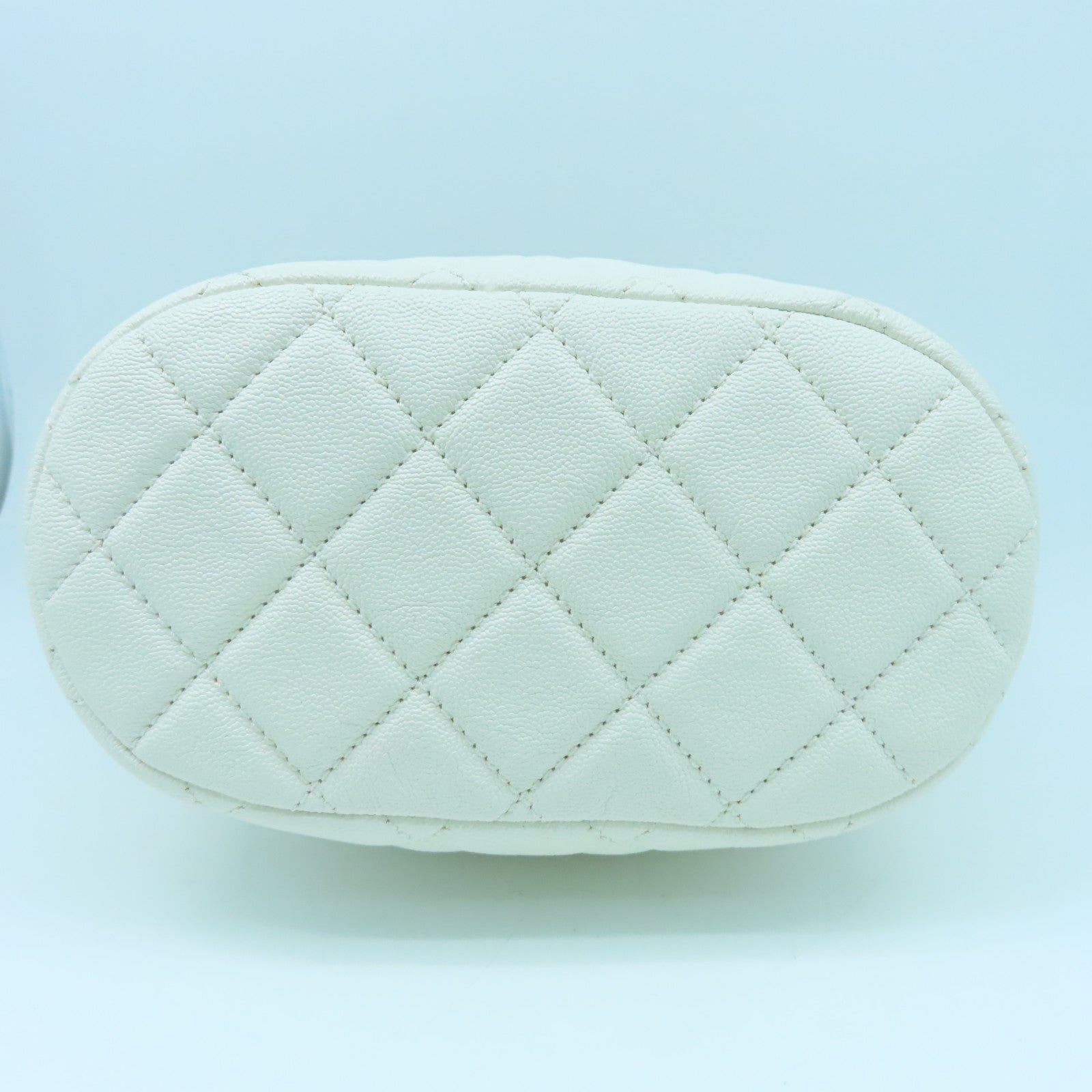 CHANEL 菱格Caviar皮革Shoulder Bag金扣肩背袋白色