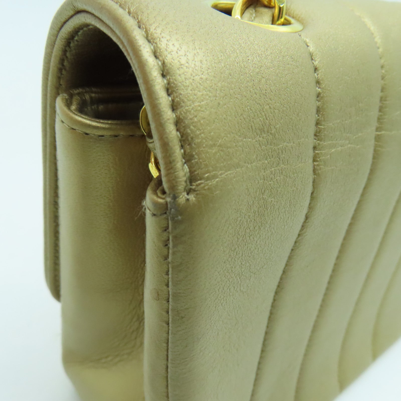 CHANEL 羊皮皮革Chain Shoulder链带肩背袋金扣金色