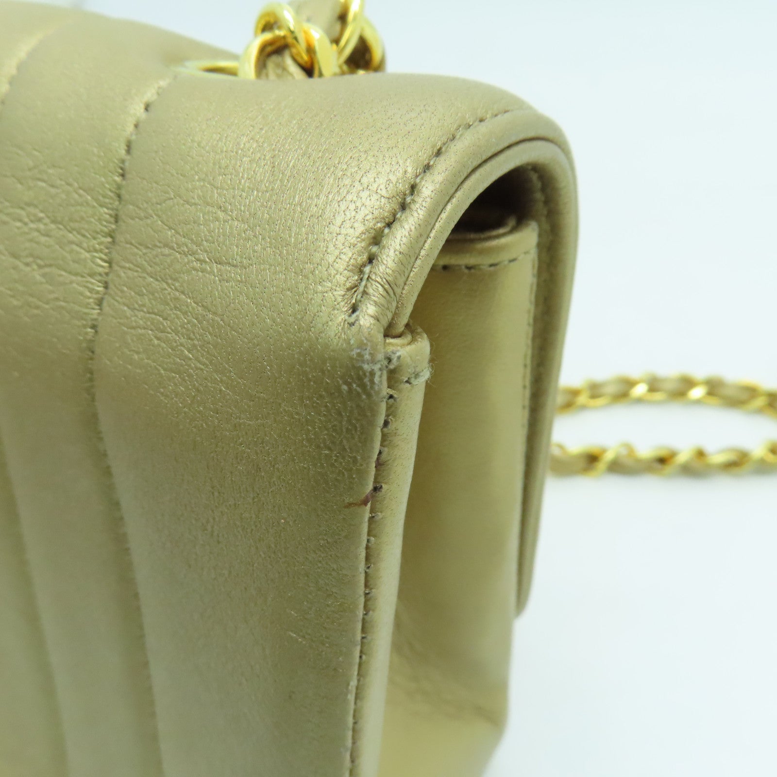 CHANEL 羊皮皮革Chain Shoulder链带肩背袋金扣金色