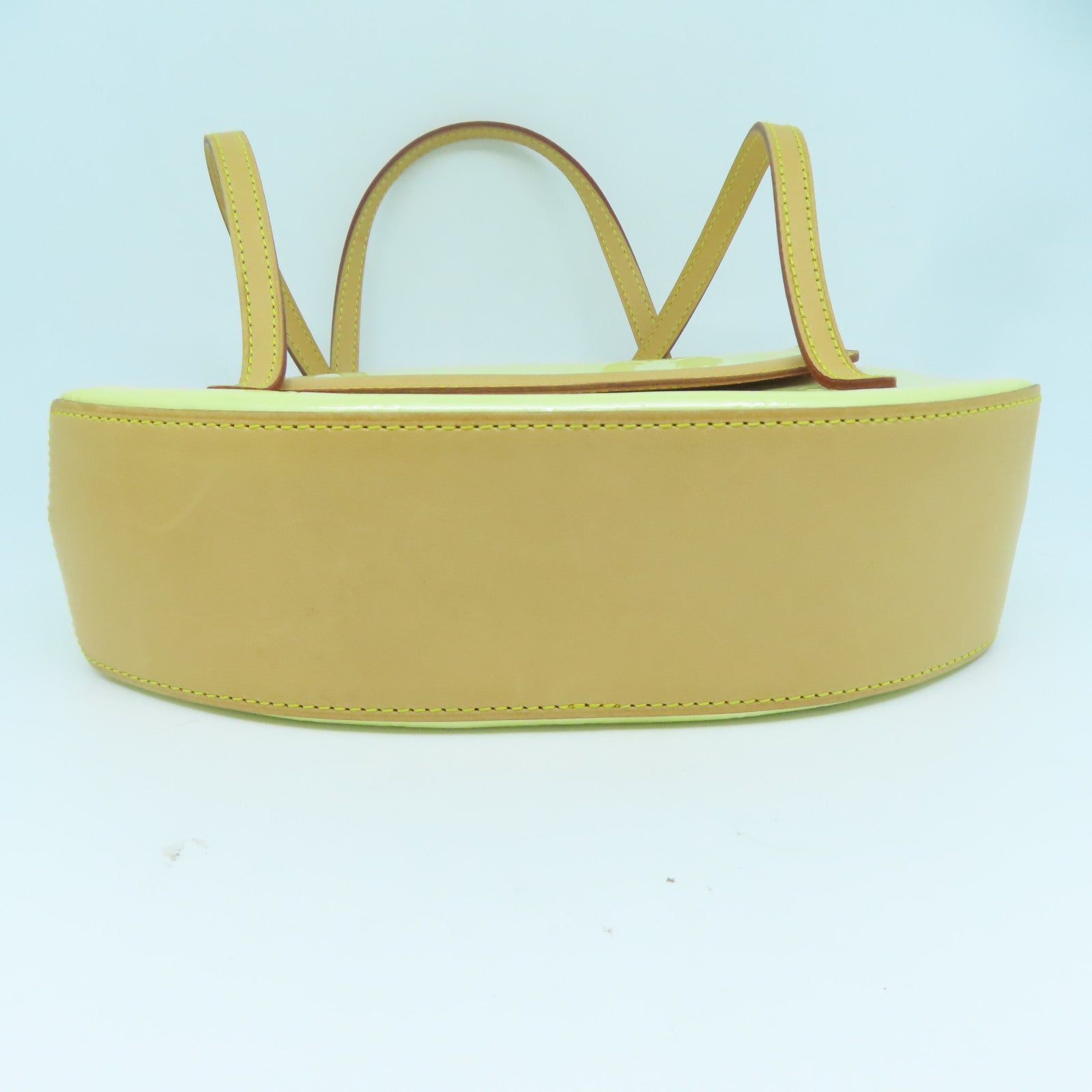LOUIS VUITTON Vernis Biscayne金扣肩背袋黃色
