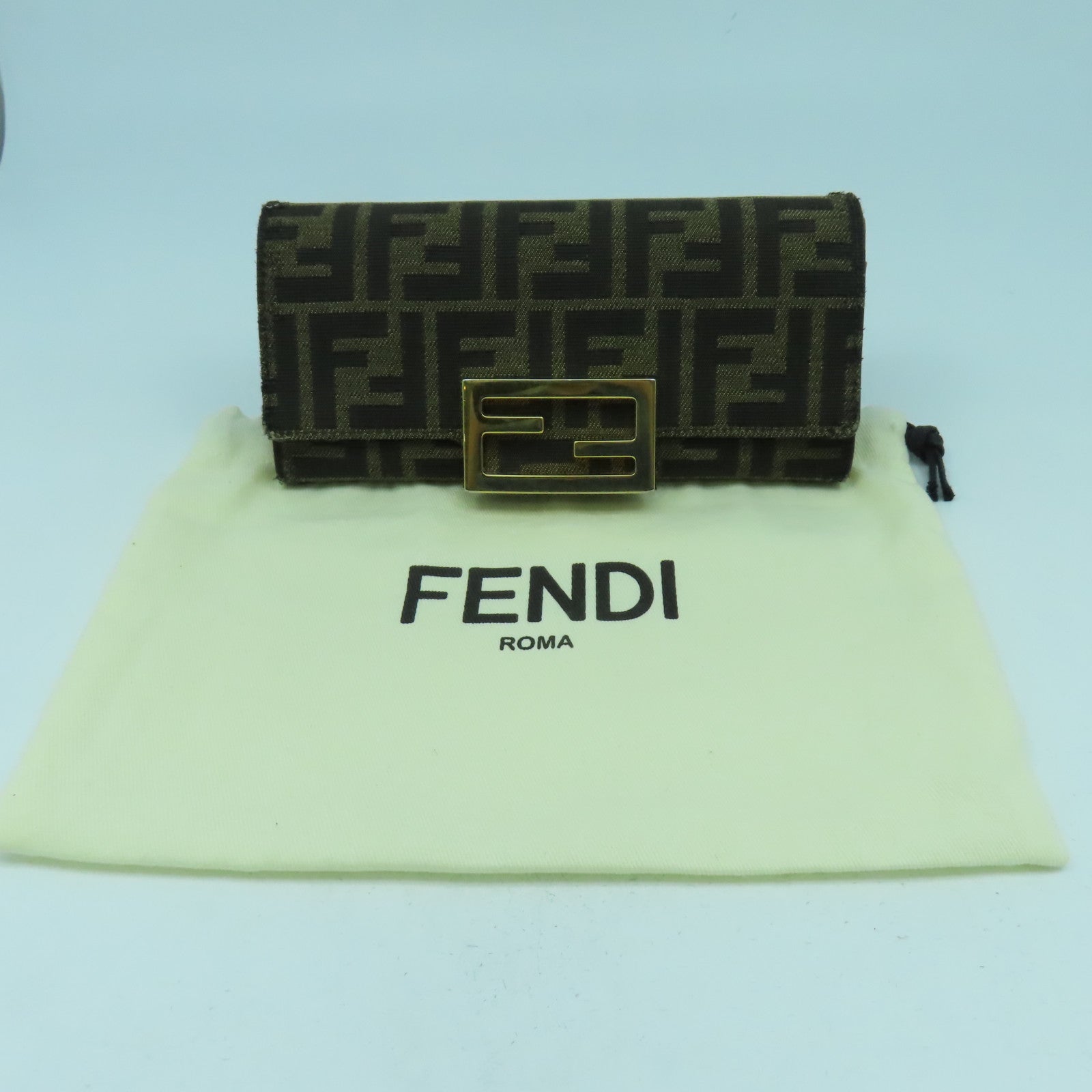 FENDI 帆布Wallet On Chain金扣鏈帶肩背袋啡色
