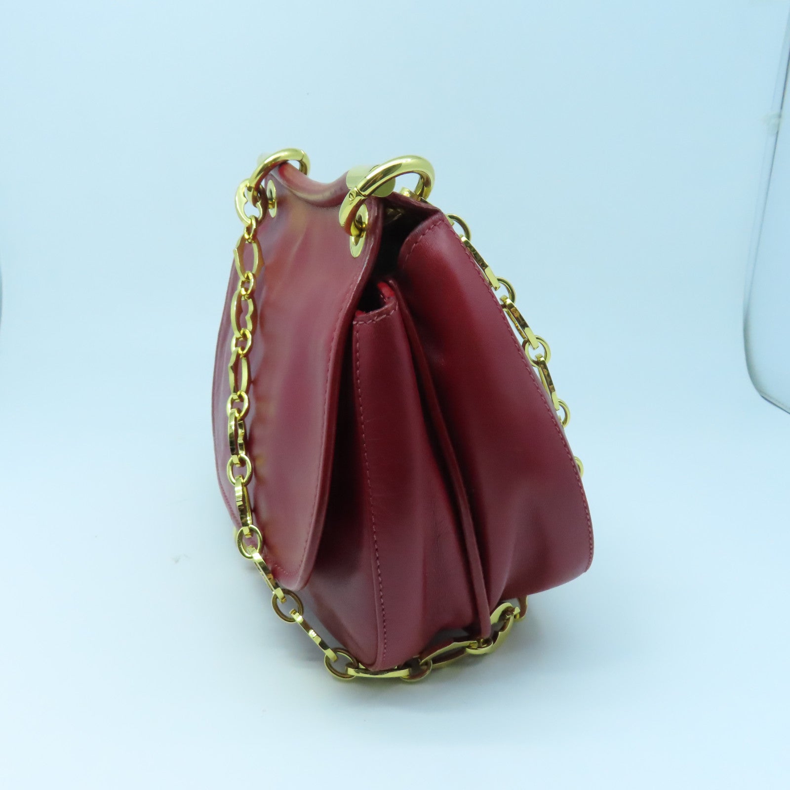 Miu Miu 牛皮皮革Shoulder Bag金扣鏈帶肩背袋紅色
