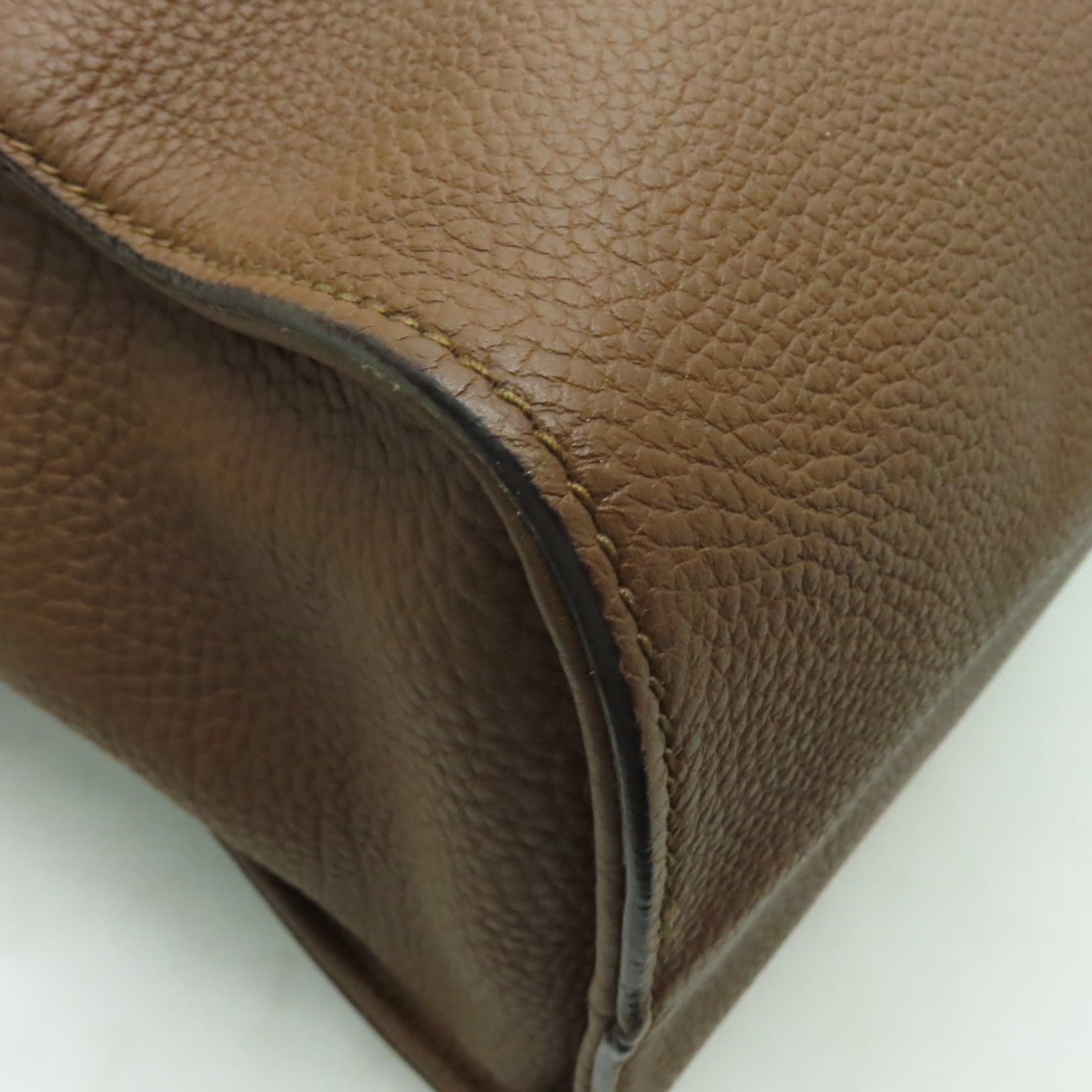 GUCCI 牛皮皮革Shoulder Bag金扣肩背袋啡色