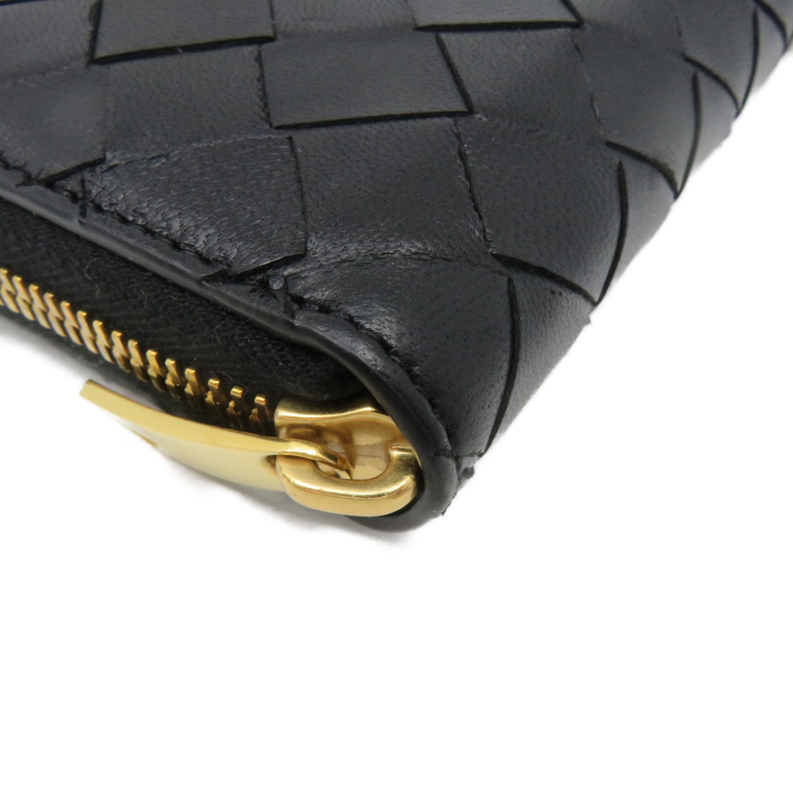 BOTTEGA VENETA Textured Leather Zipper Long wallet Black