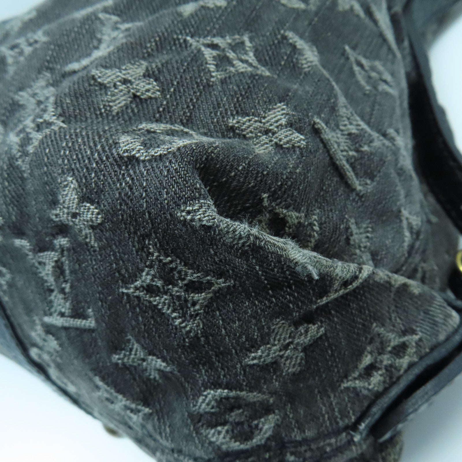 LOUIS VUITTON Monogram Denim Neo Cabby MM金扣手挽肩背兩用袋黑色