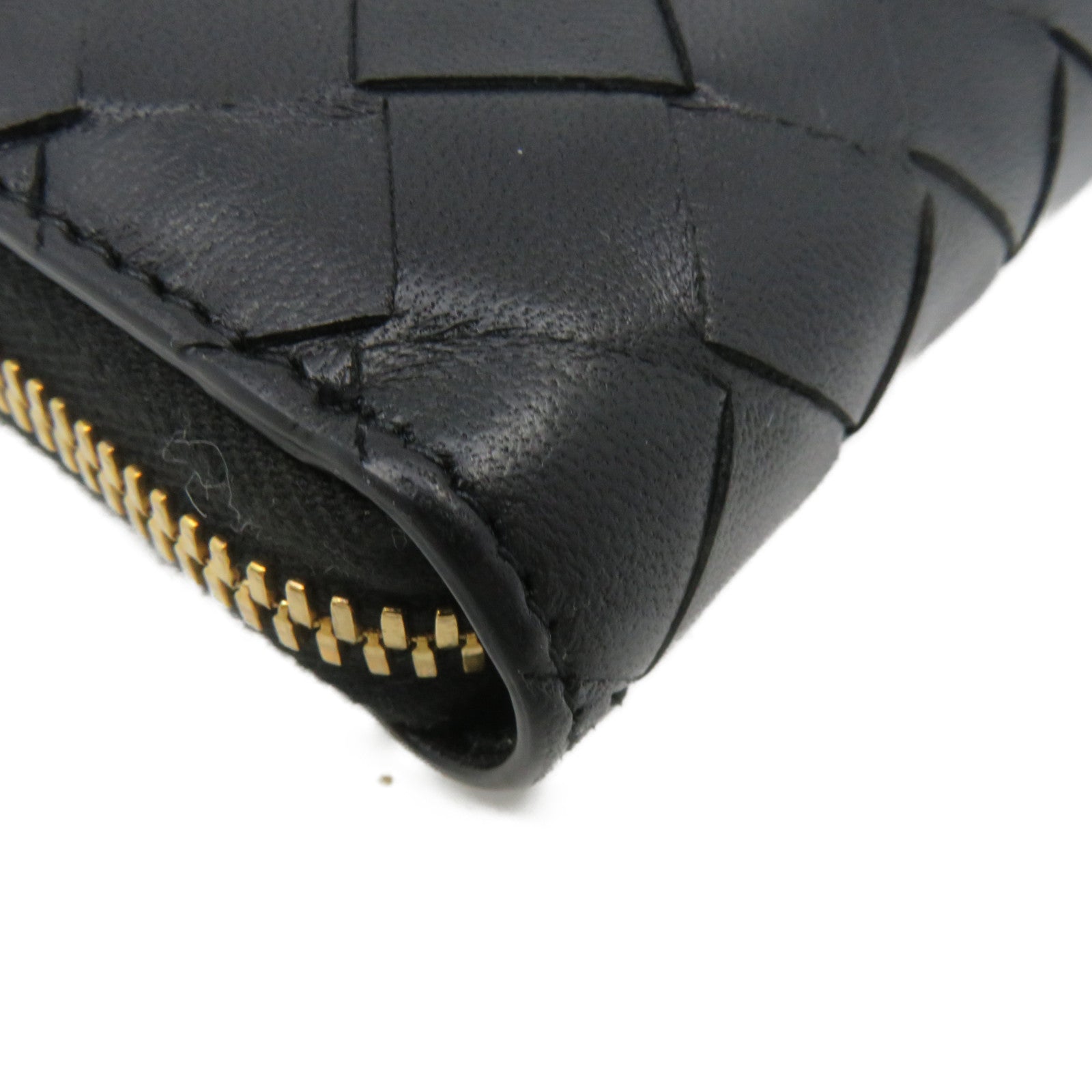 BOTTEGA VENETA Textured Leather Zipper Long wallet Black