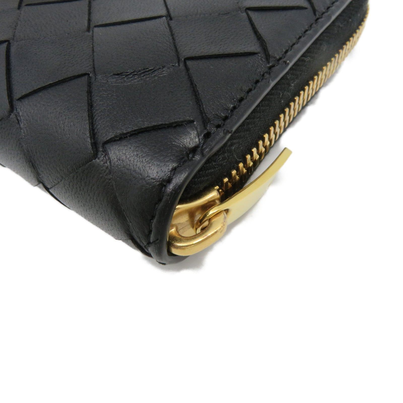 BOTTEGA VENETA Textured Leather Zipper Long wallet Black