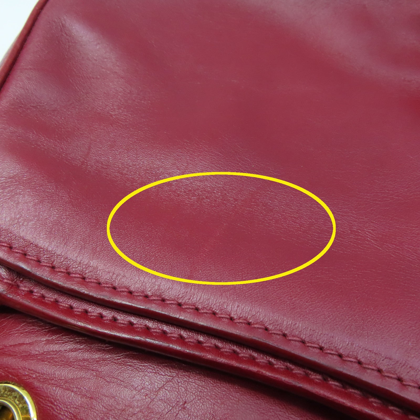 Miu Miu 牛皮皮革Shoulder Bag金扣鏈帶肩背袋紅色