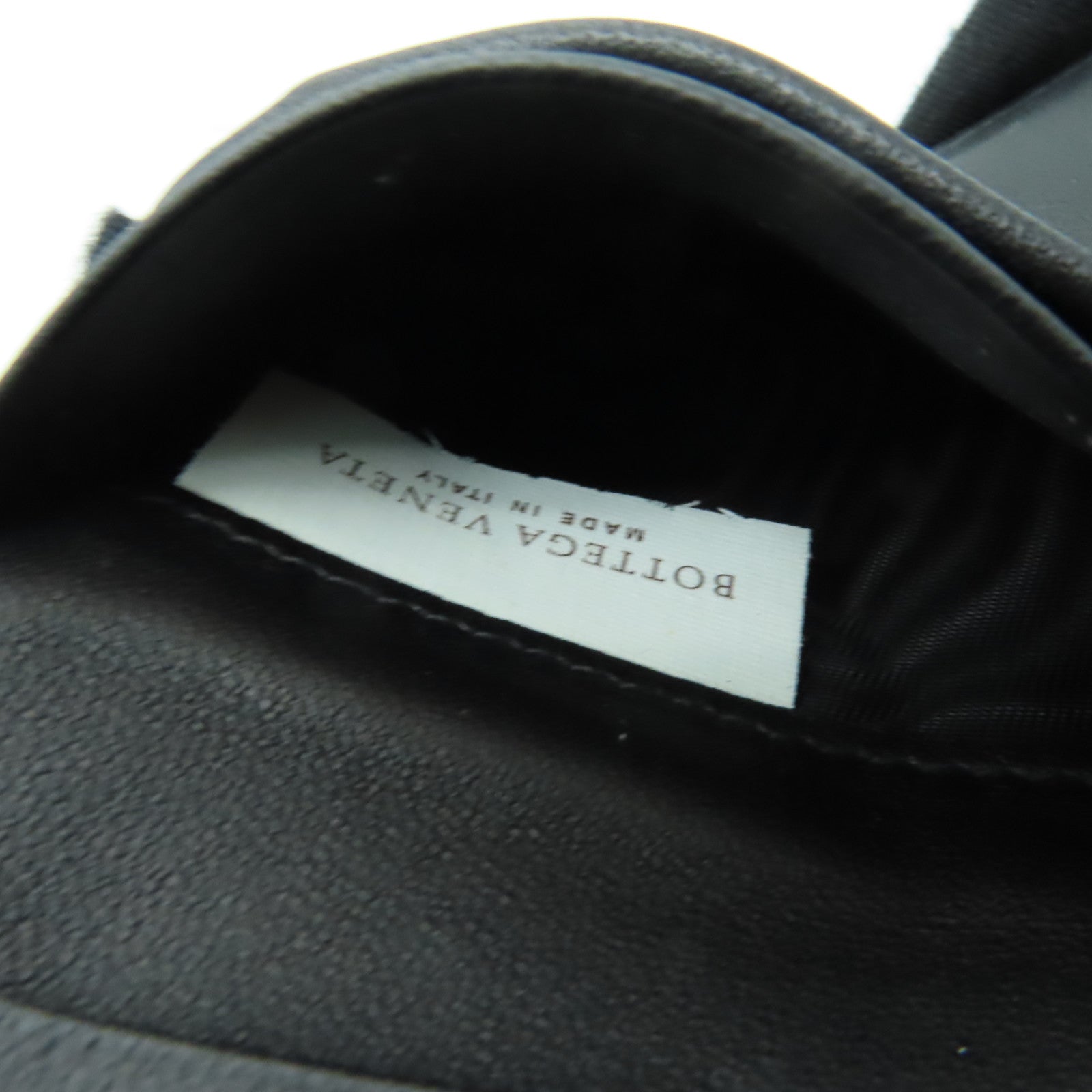 BOTTEGA VENETA 織紋皮革Wallet銀扣錢包黒色