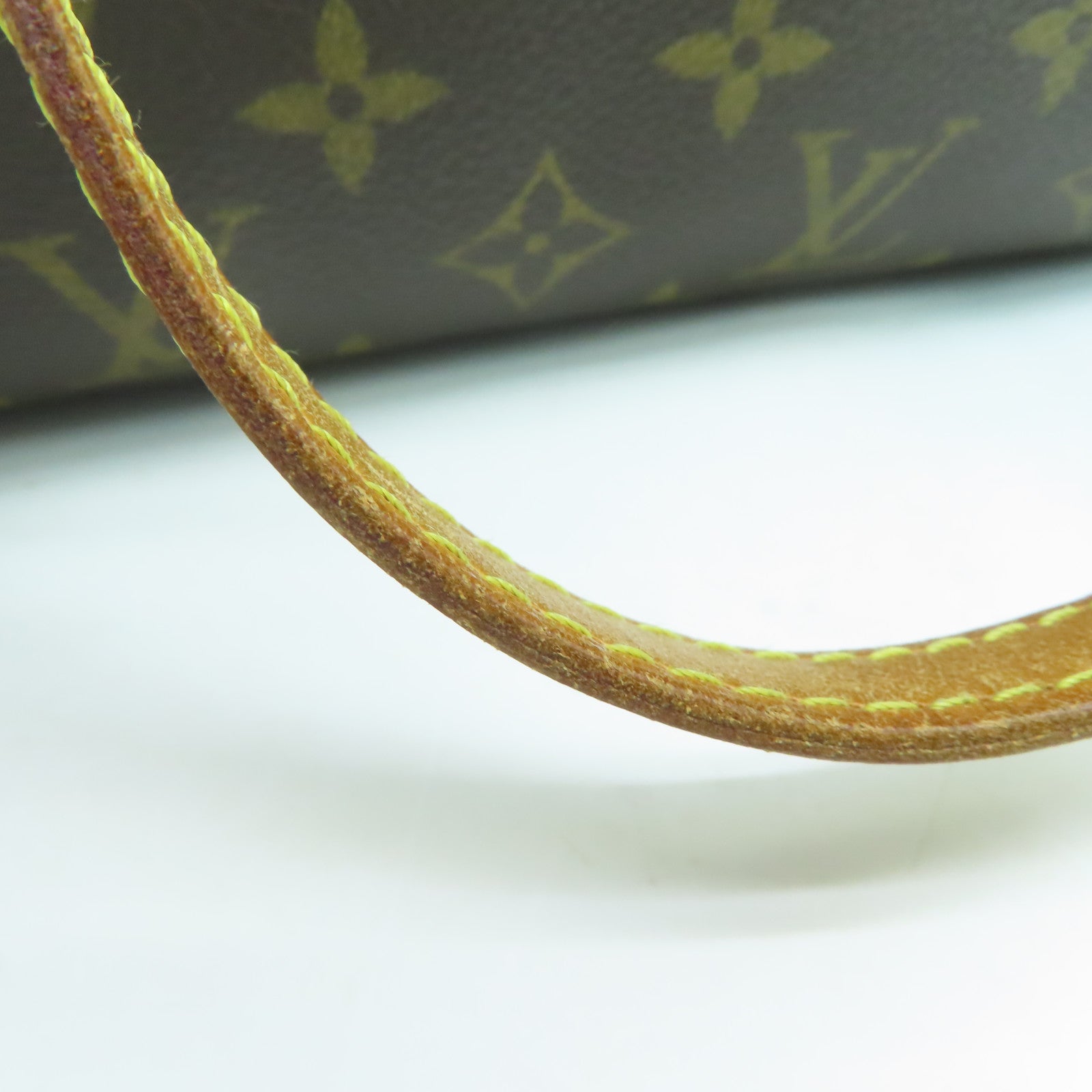 LOUIS VUITTON Monogram Montorgueil PM Shoulder Bag金扣肩背袋啡色