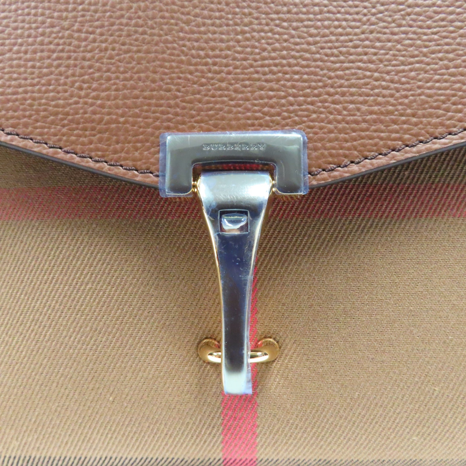 BURBERRY 牛皮皮革Shoulder Bag金扣肩背袋啡色