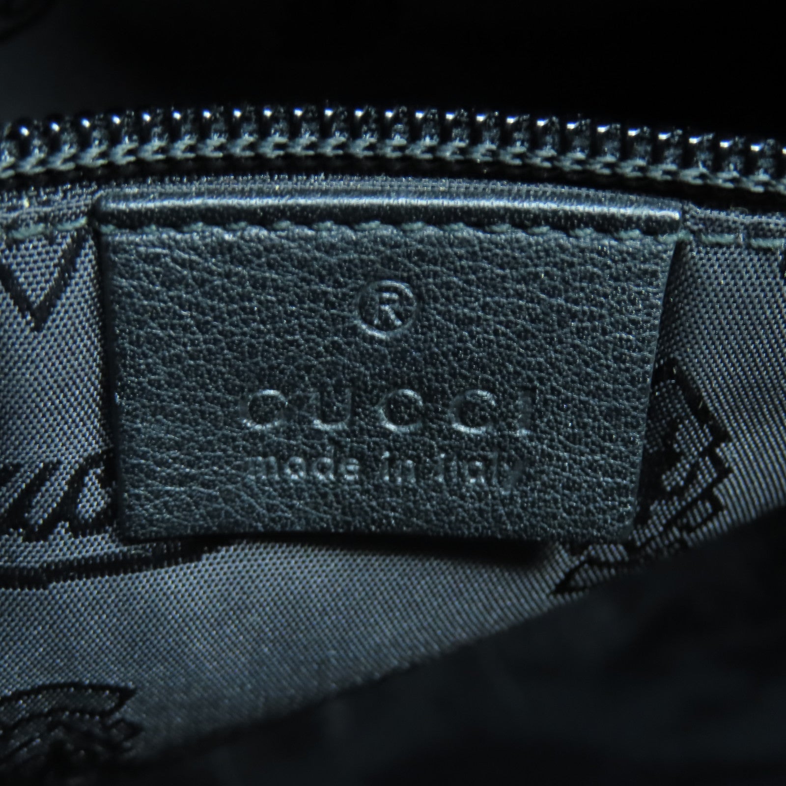 GUCCI 皮革Guccissima Leather銀扣肩背袋黑色