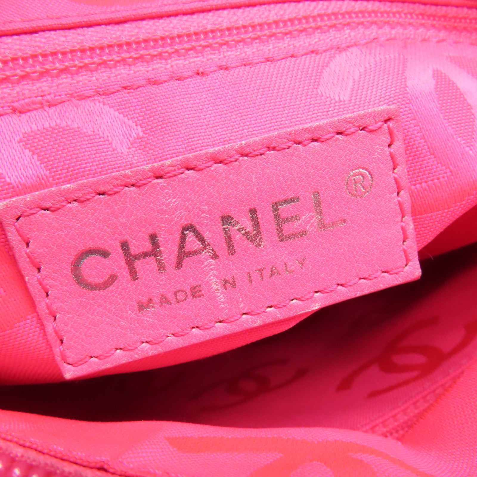 CHANEL 菱格牛皮皮革Cambon Line Medium Tote Bag銀扣手挽袋黑色