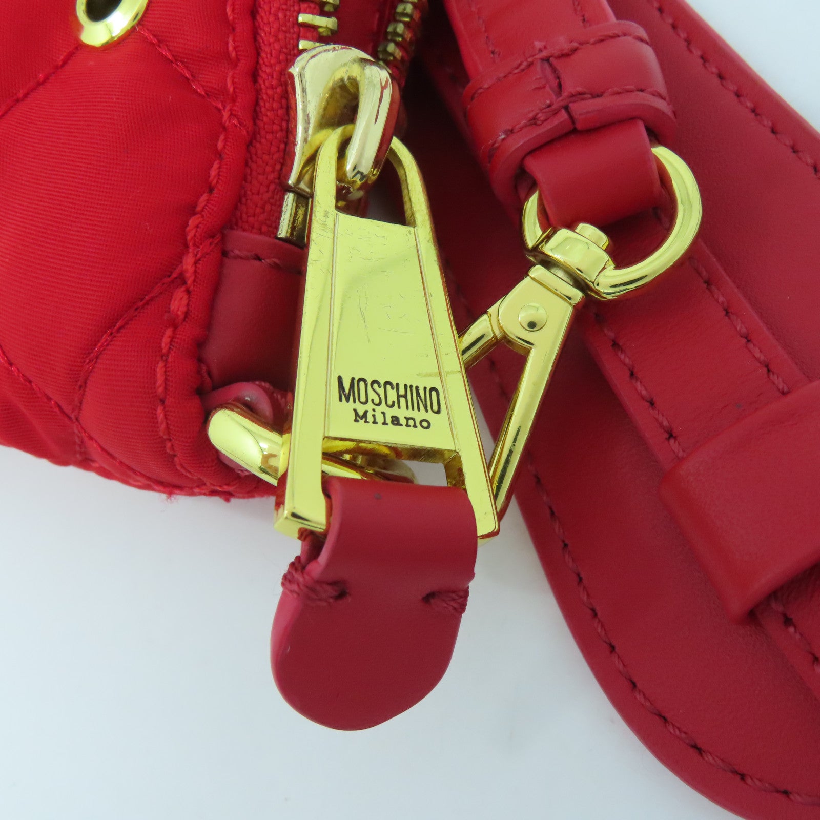 MOSCHINO 尼龍Shoulder Bag金扣手挽肩背兩用袋紅色