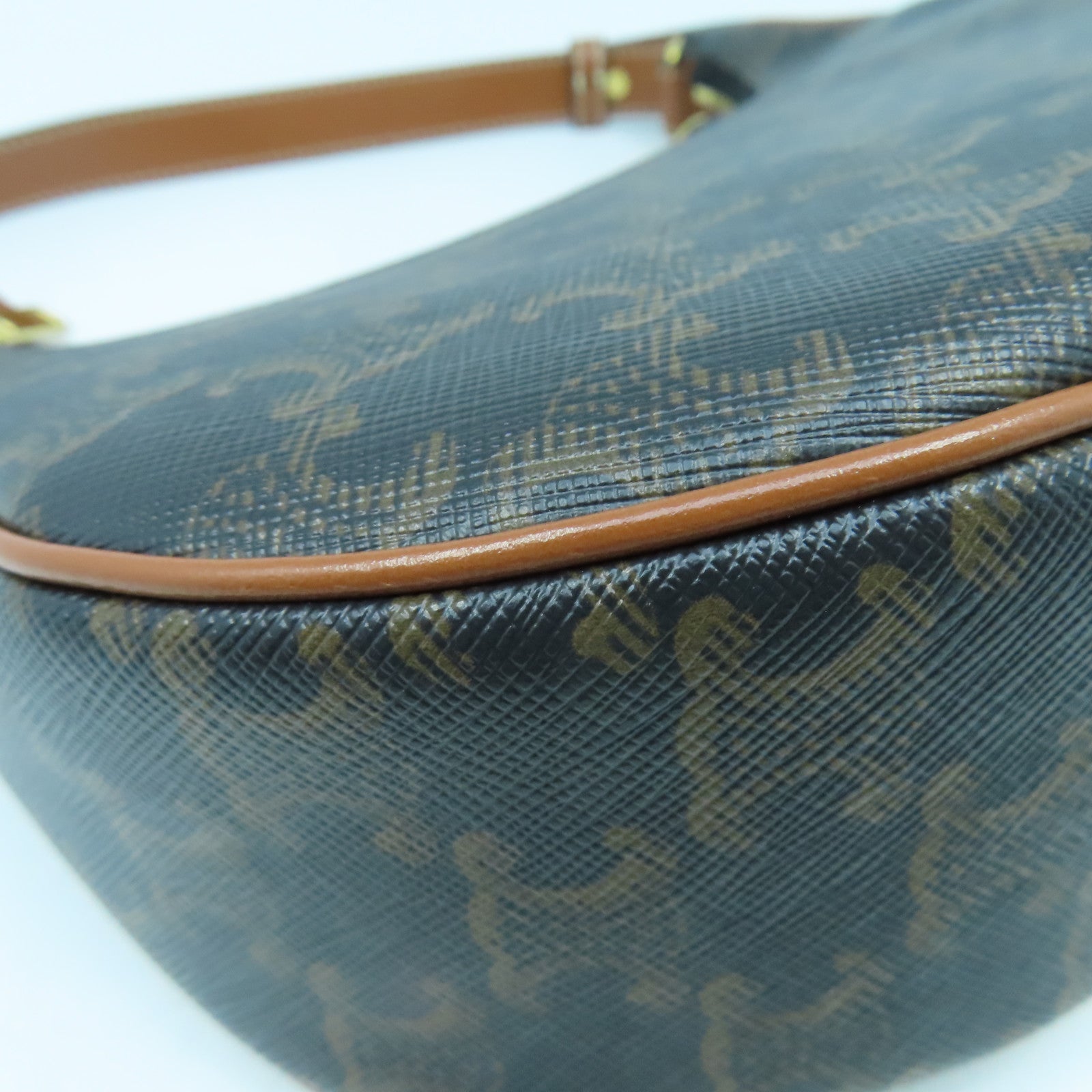 CELINE 塗層帆布Ava Bag金扣肩背袋啡色