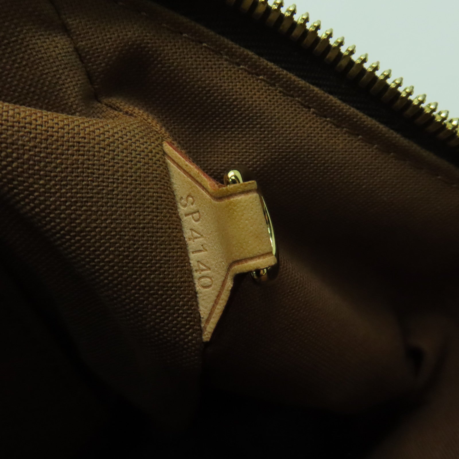 LOUIS VUITTON Monogram Tivoli GM金扣肩背袋啡色