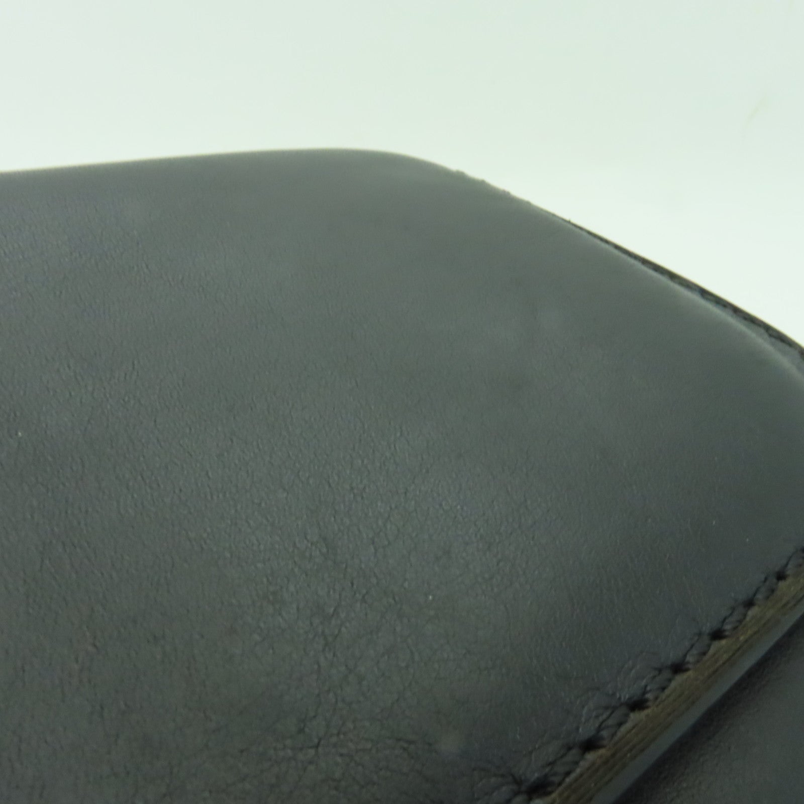 Valentino 牛皮皮革Chain Shoulder Bag金扣鏈帶肩背袋黒色