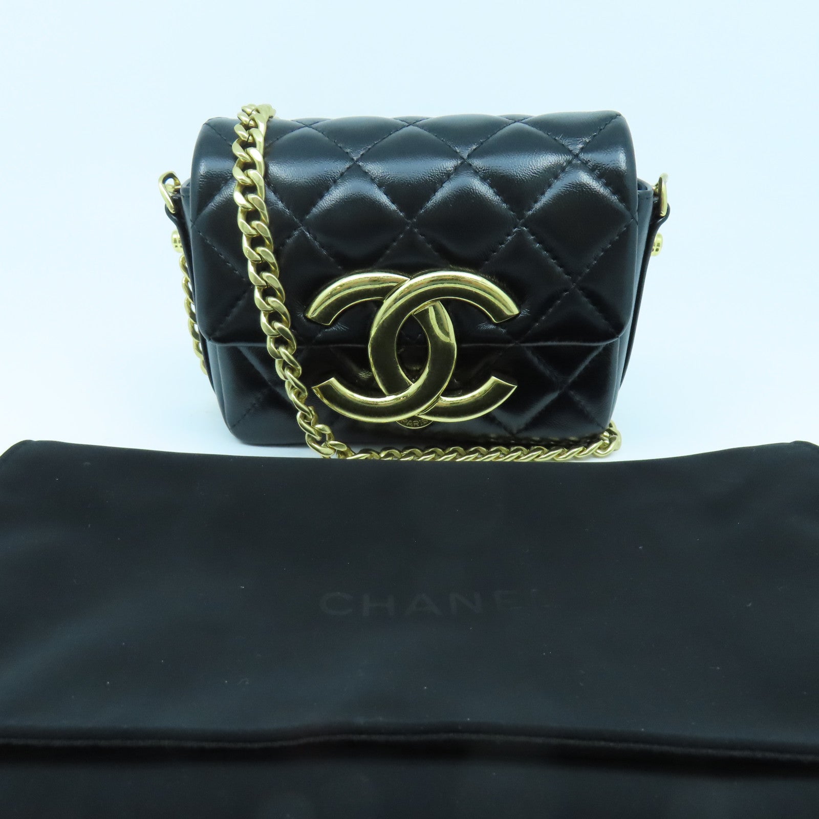 CHANEL 菱格皮革Mini Chain Bag金扣鏈帶肩背袋黑色