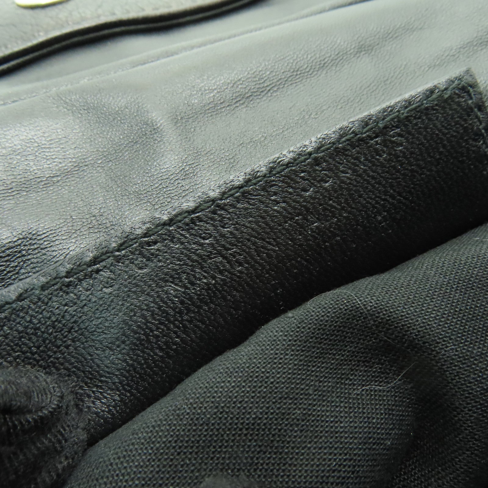 BALENCIAGA 牛皮皮革Edge Envelope金扣肩背袋黑色