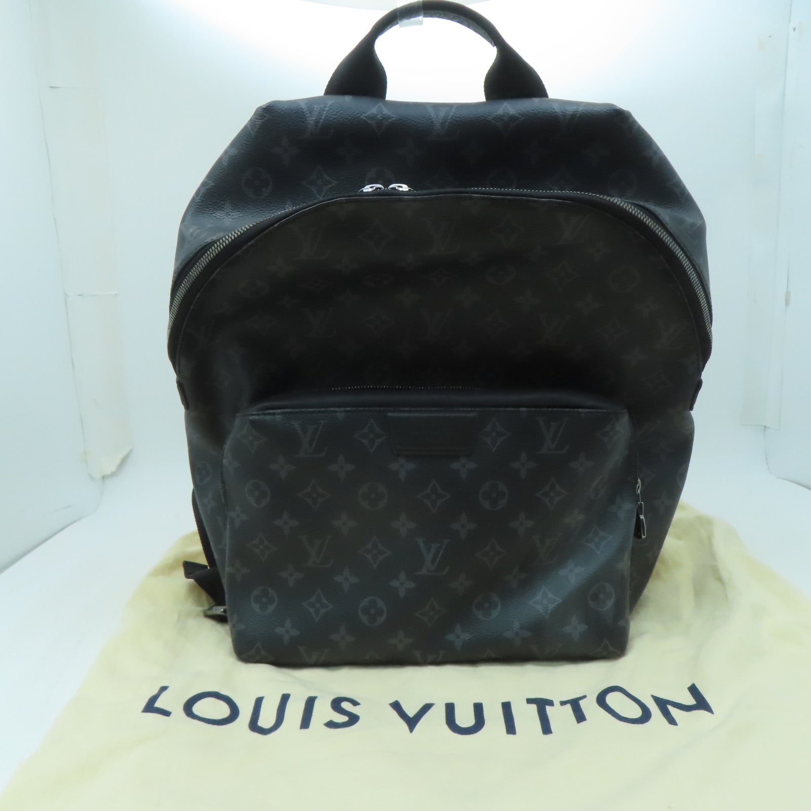 LOUIS VUITTON Monogram Eclipse Discovery PM銀扣背包黑色