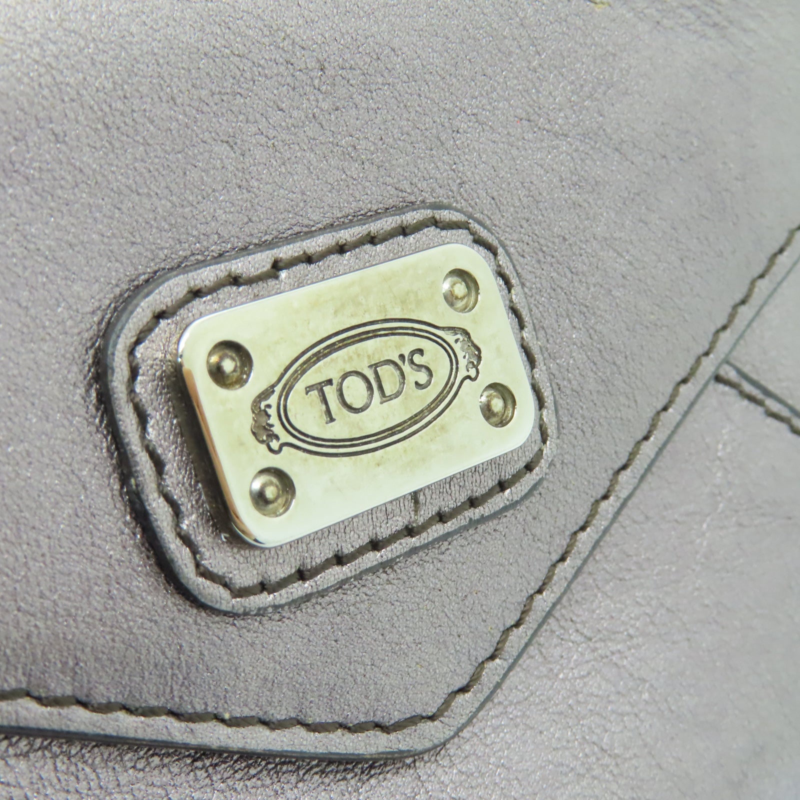 TOD’S 【激減優惠】牛皮皮革Card Case銀扣卡片套青銅色