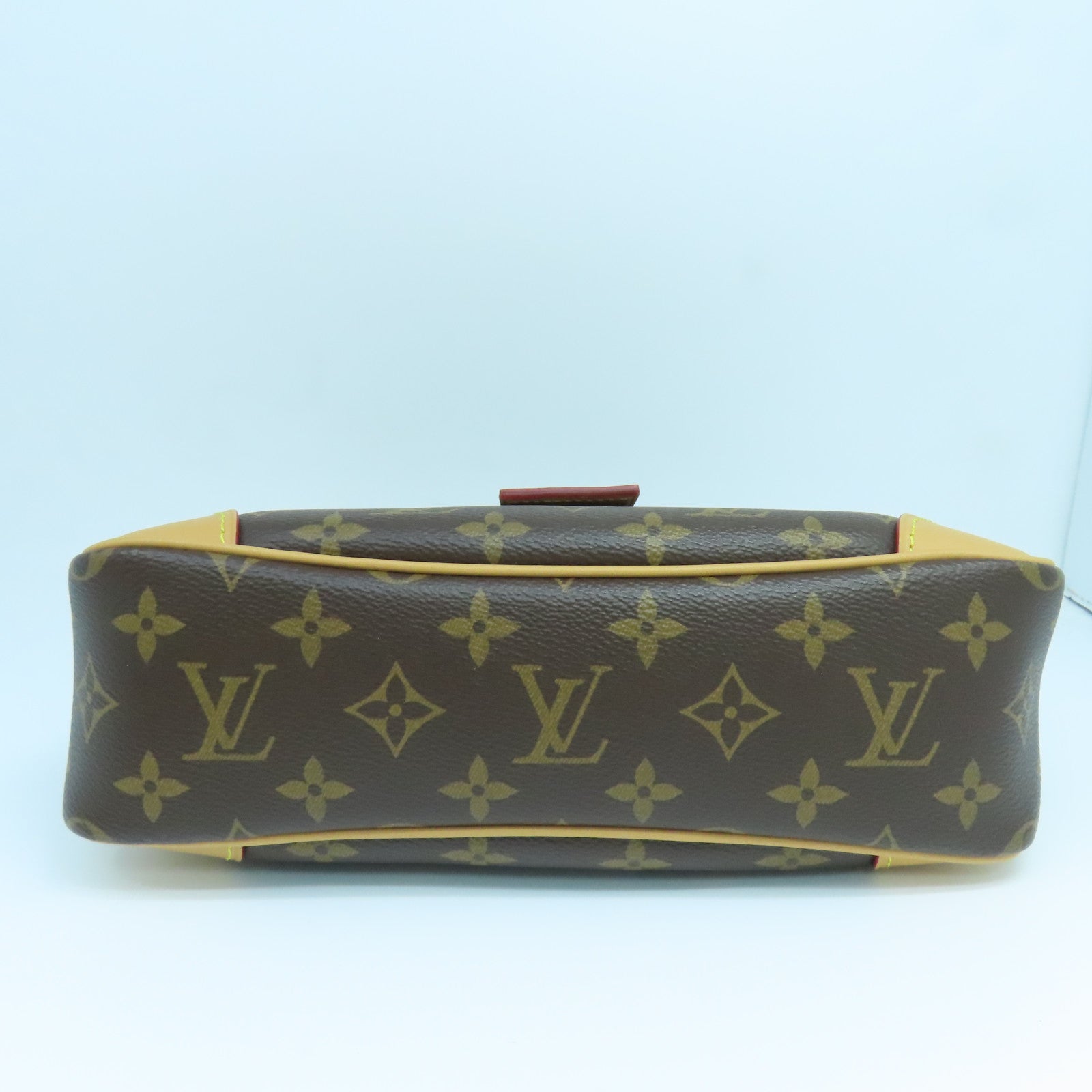 LOUIS VUITTON Monogram Odeon PM金扣肩背袋啡色