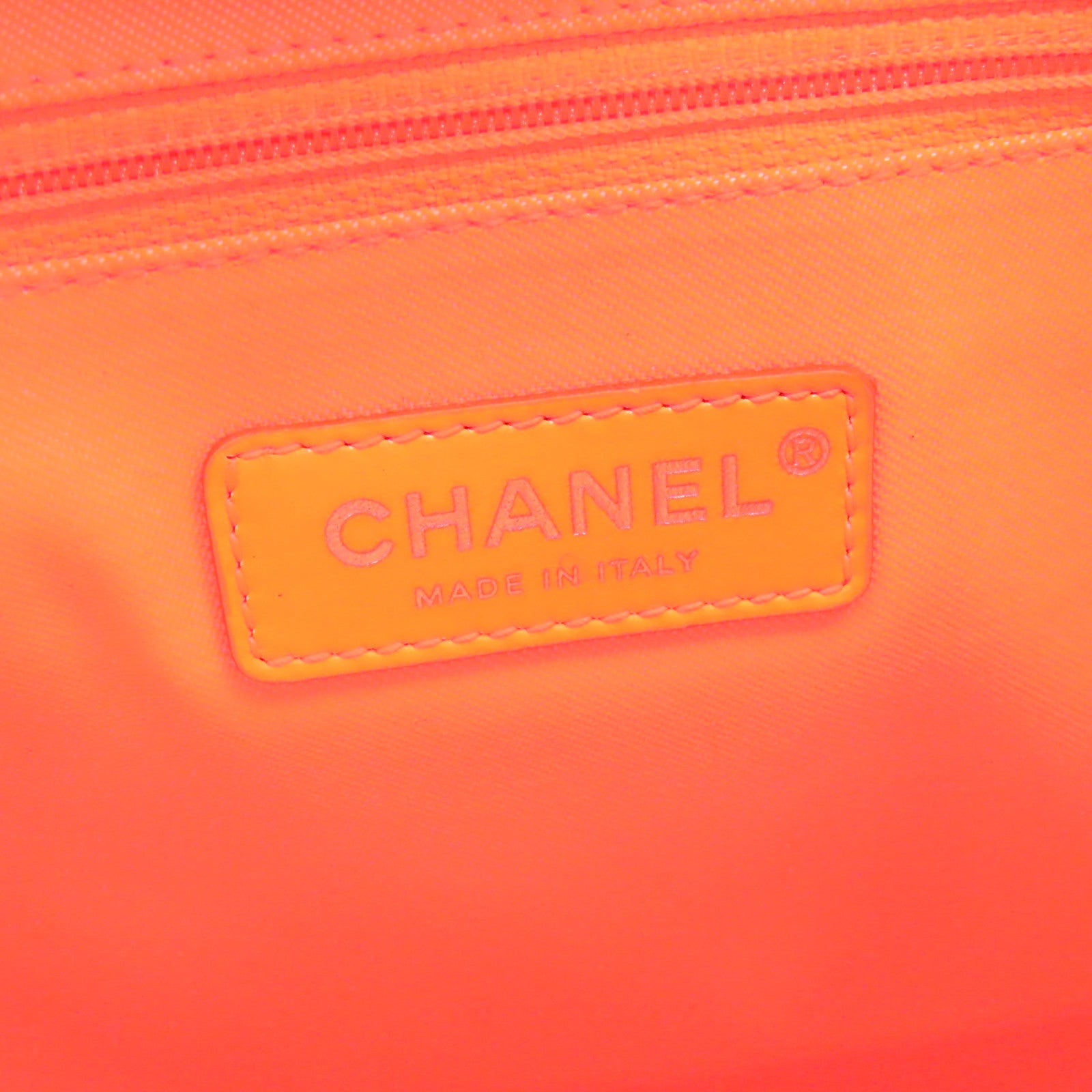CHANEL 帆布Deauville PM銀扣手挽袋粉紅色